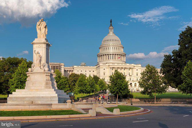 WOODSTREAM VILLAGE - Residential Lease