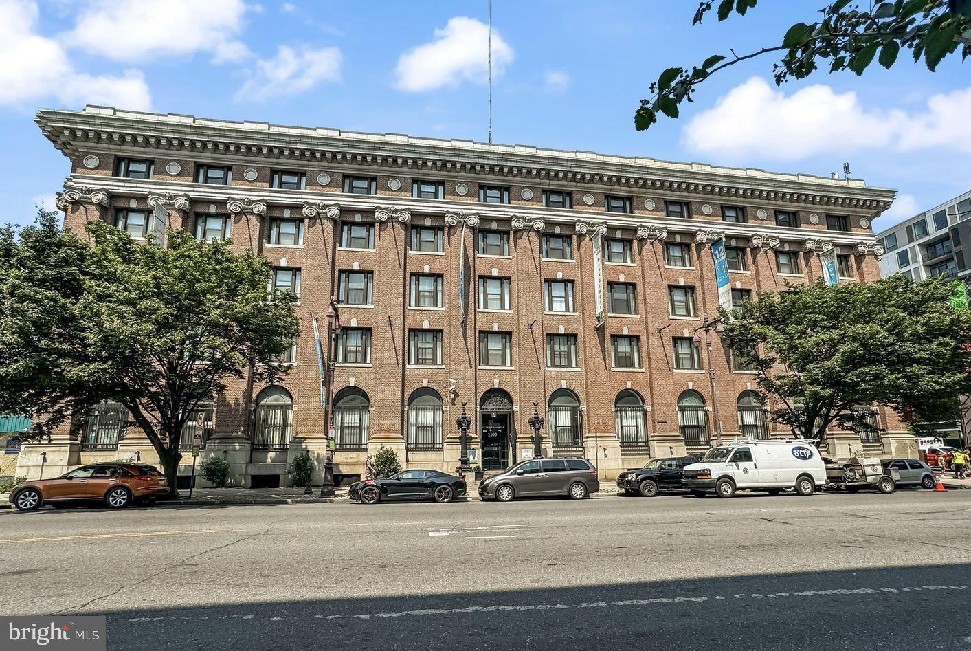 AVENUE OF THE ARTS - Residential