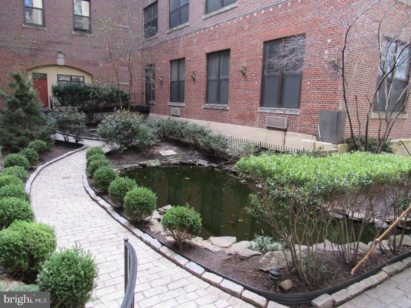 AVENUE OF THE ARTS - Residential