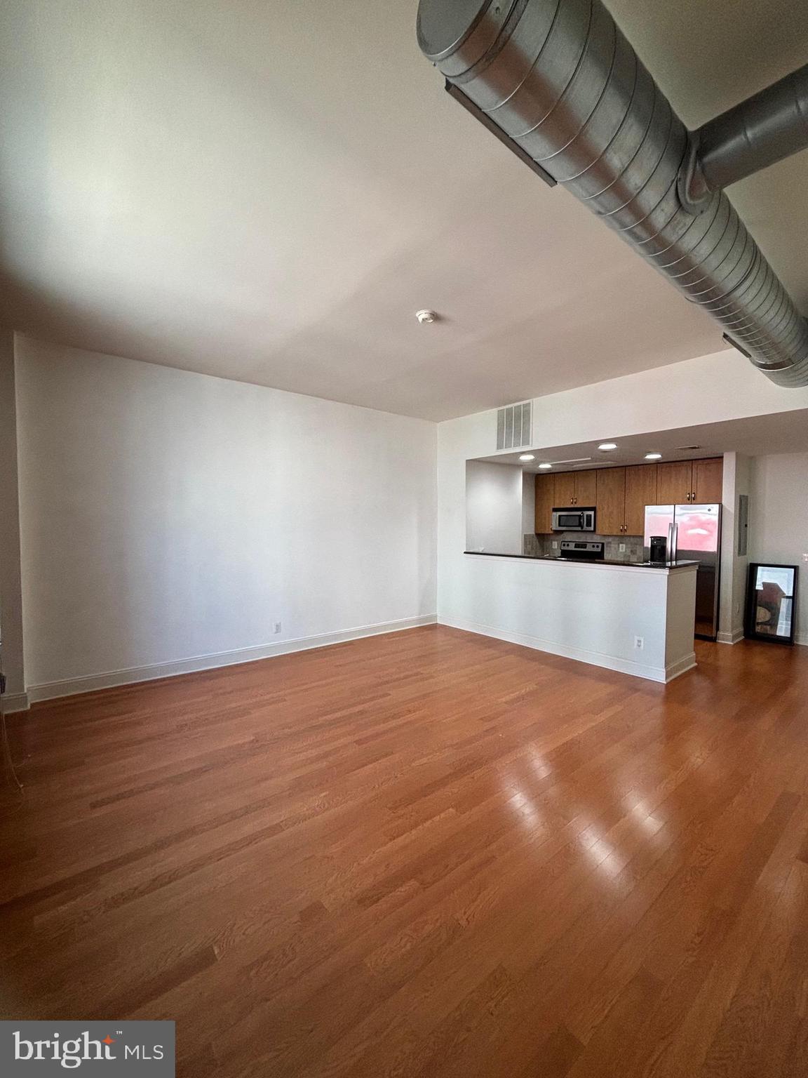 AVENUE OF THE ARTS - Residential