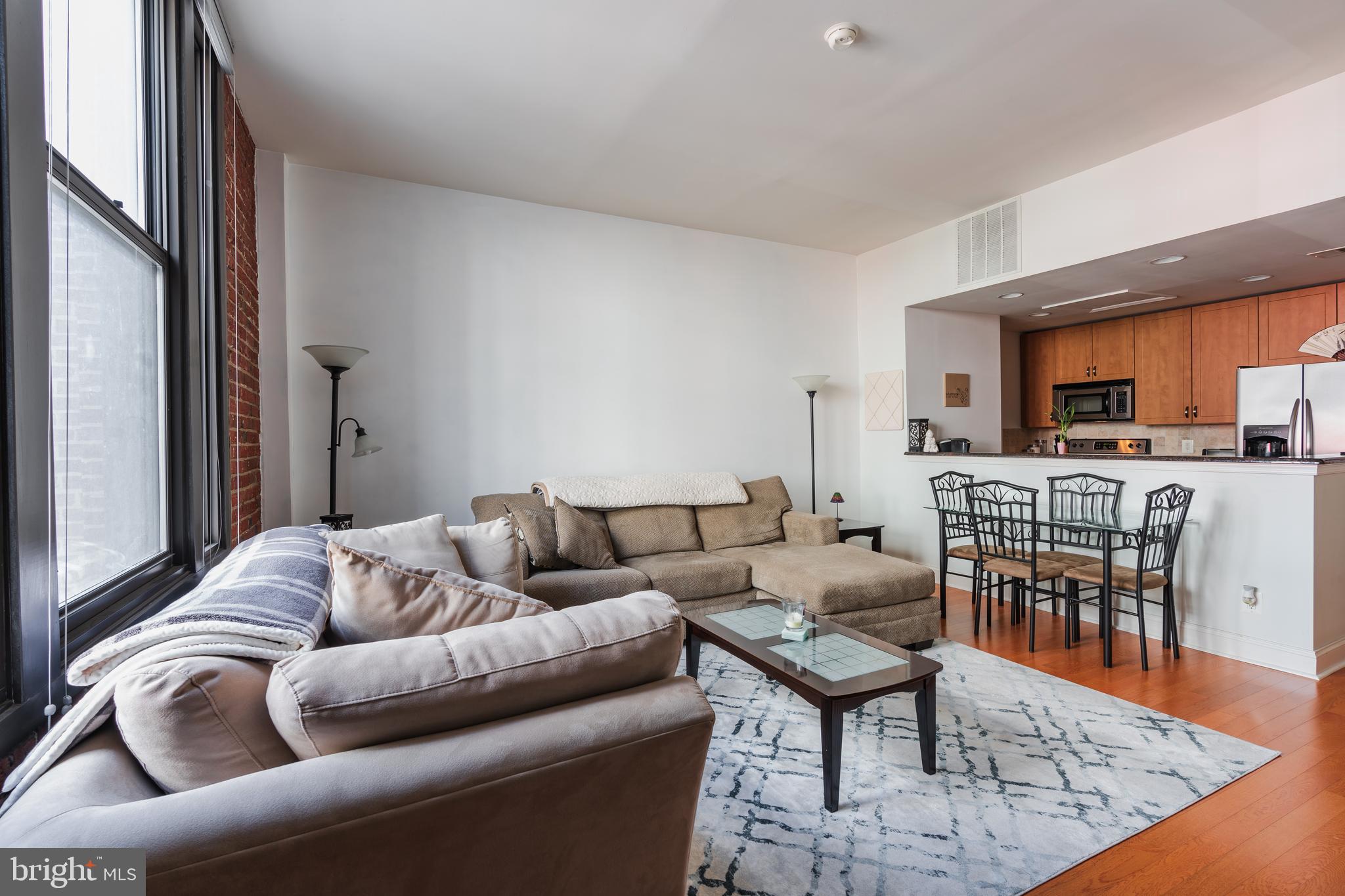 AVENUE OF THE ARTS - Residential