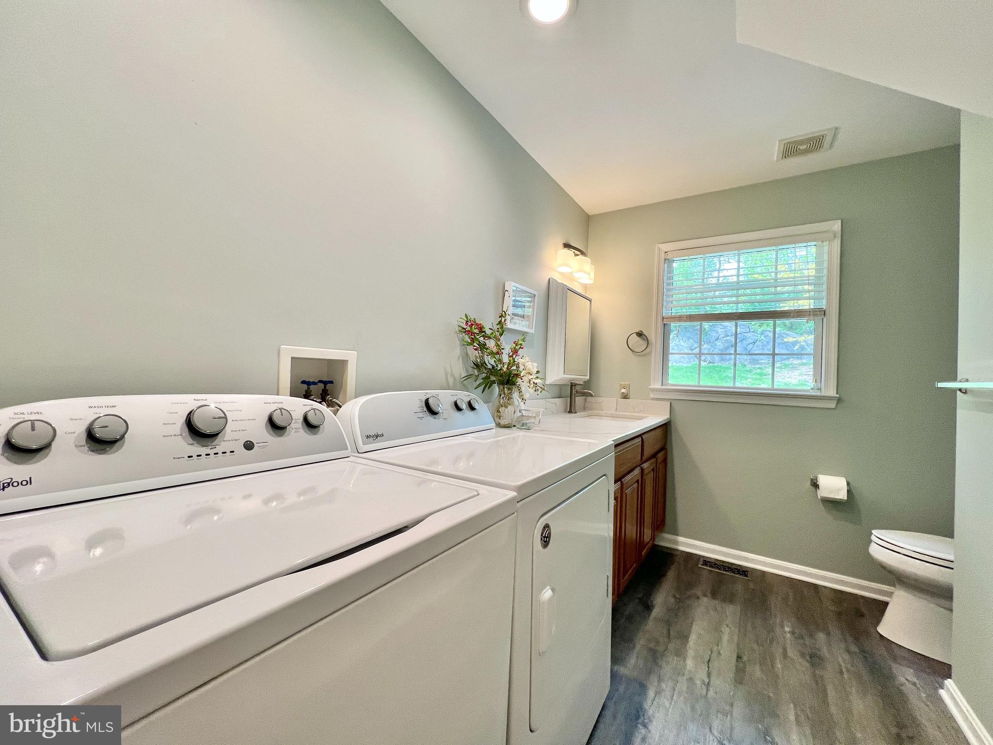 STONELEIGH - Residential