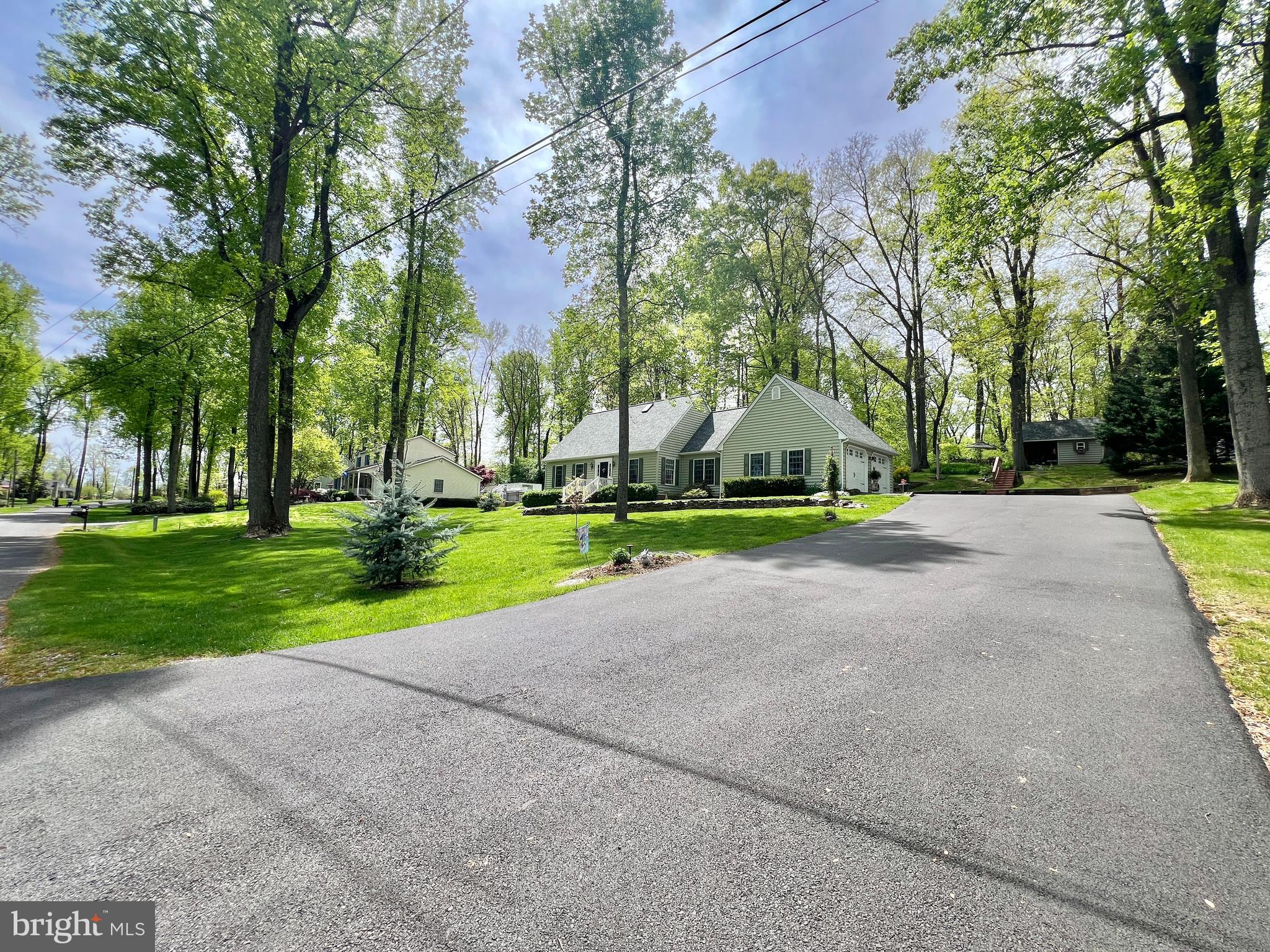 STONELEIGH - Residential