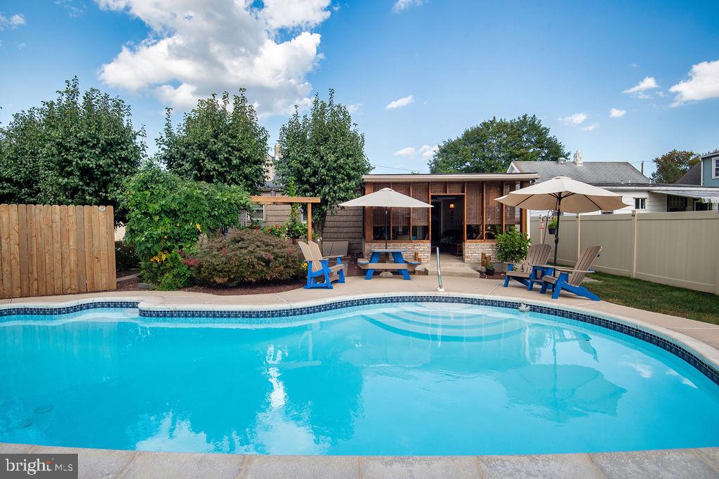 WESTFIELD - Residential