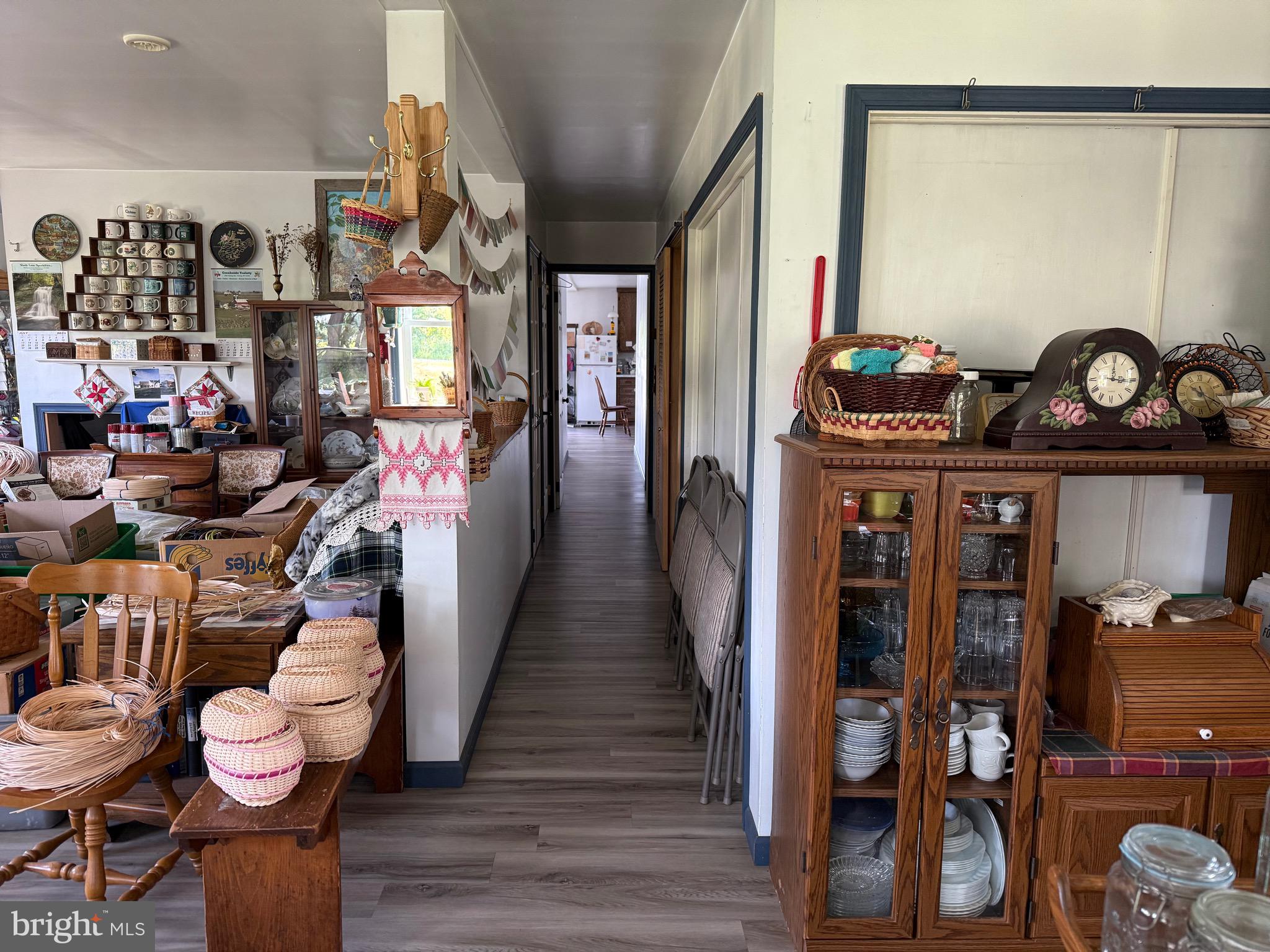 THE POINTS - Residential