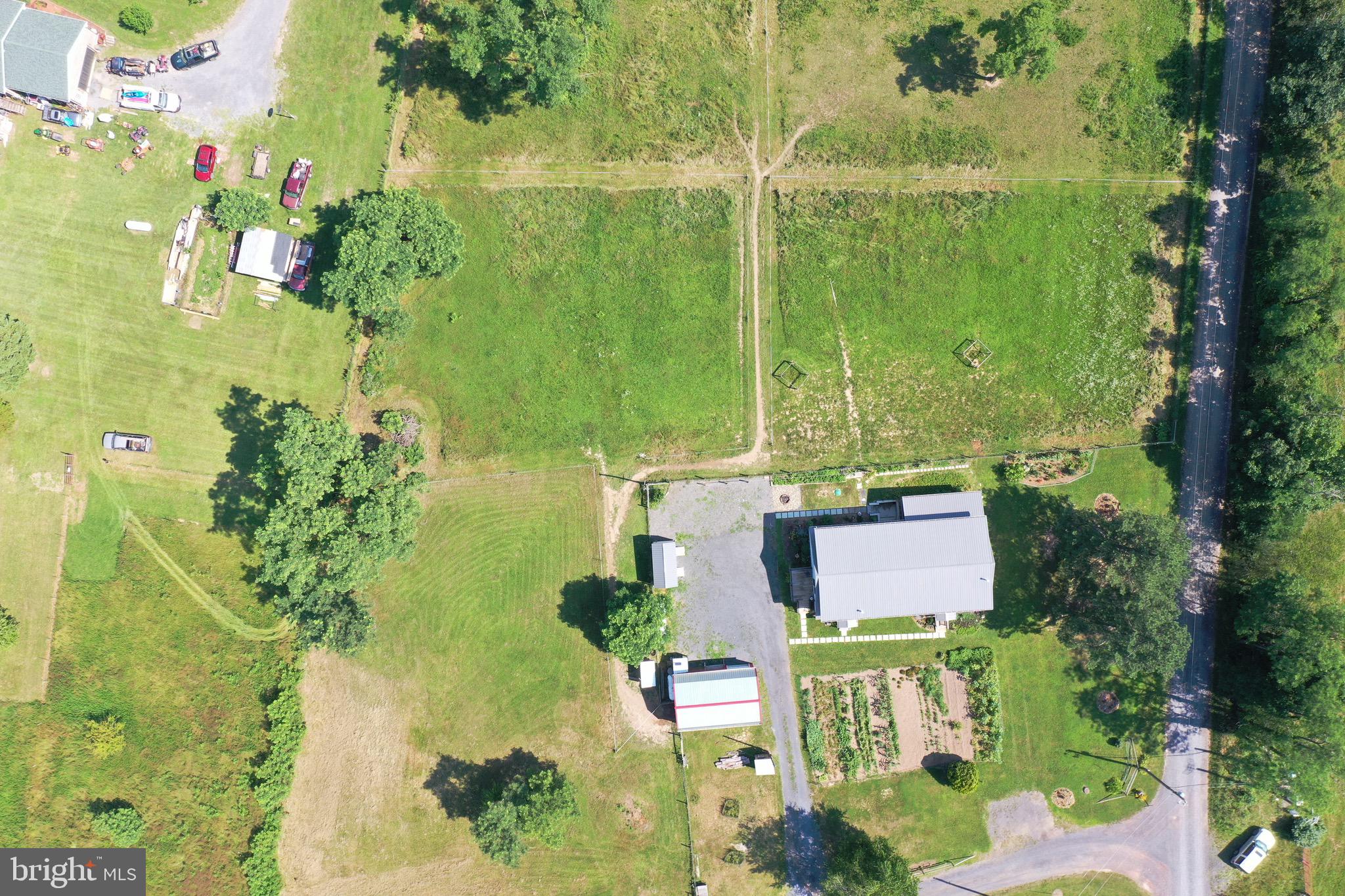 THE POINTS - Residential