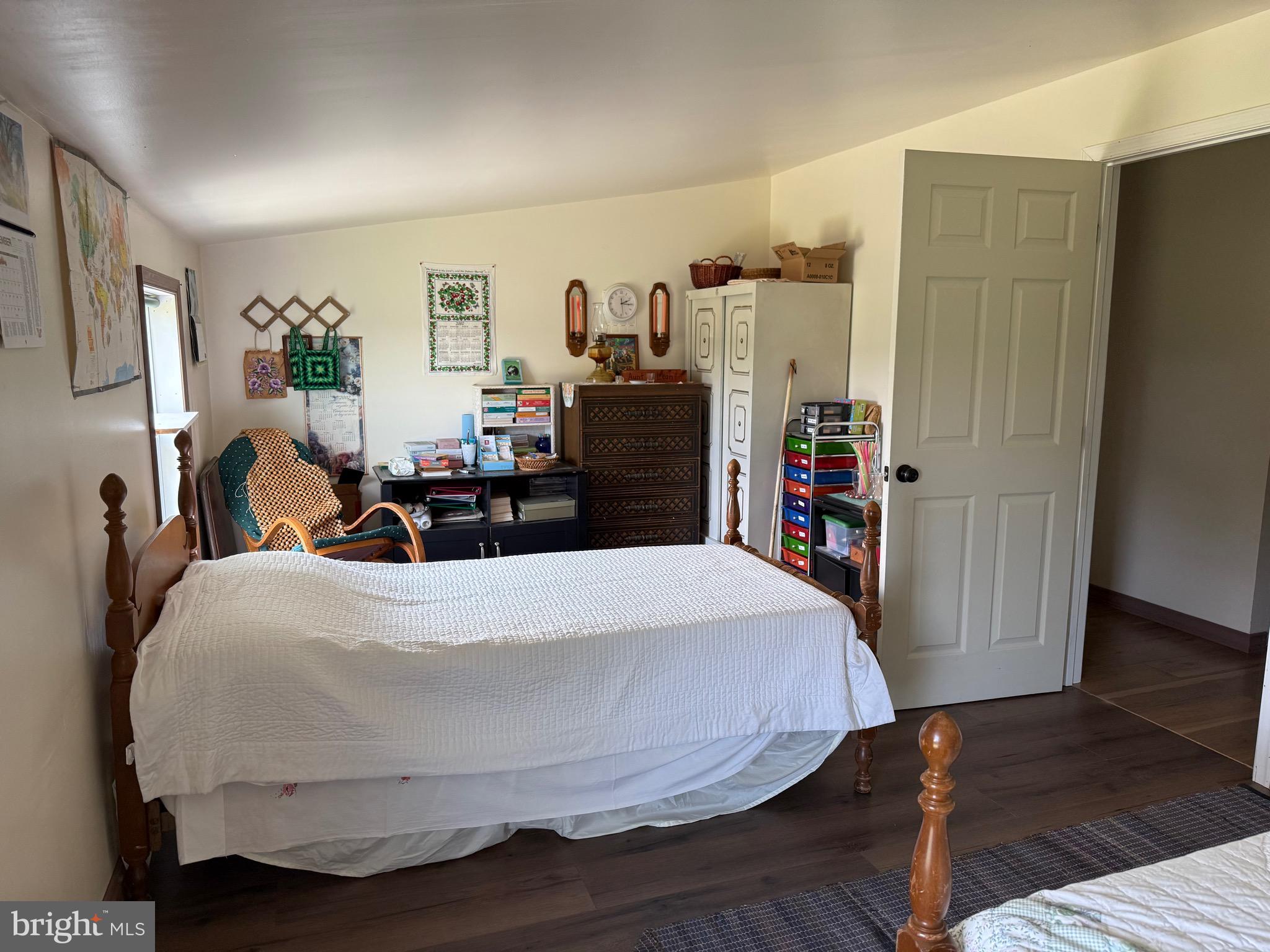 THE POINTS - Residential