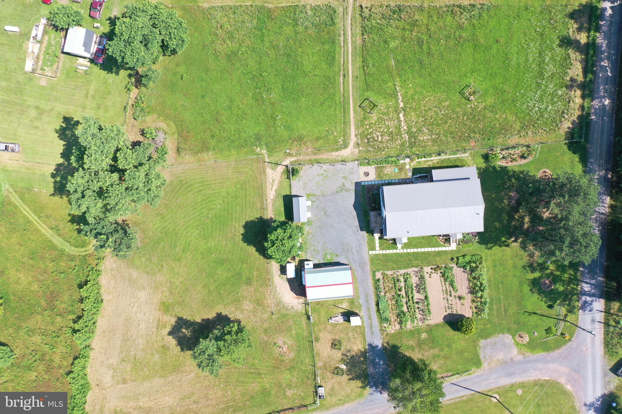 THE POINTS - Residential