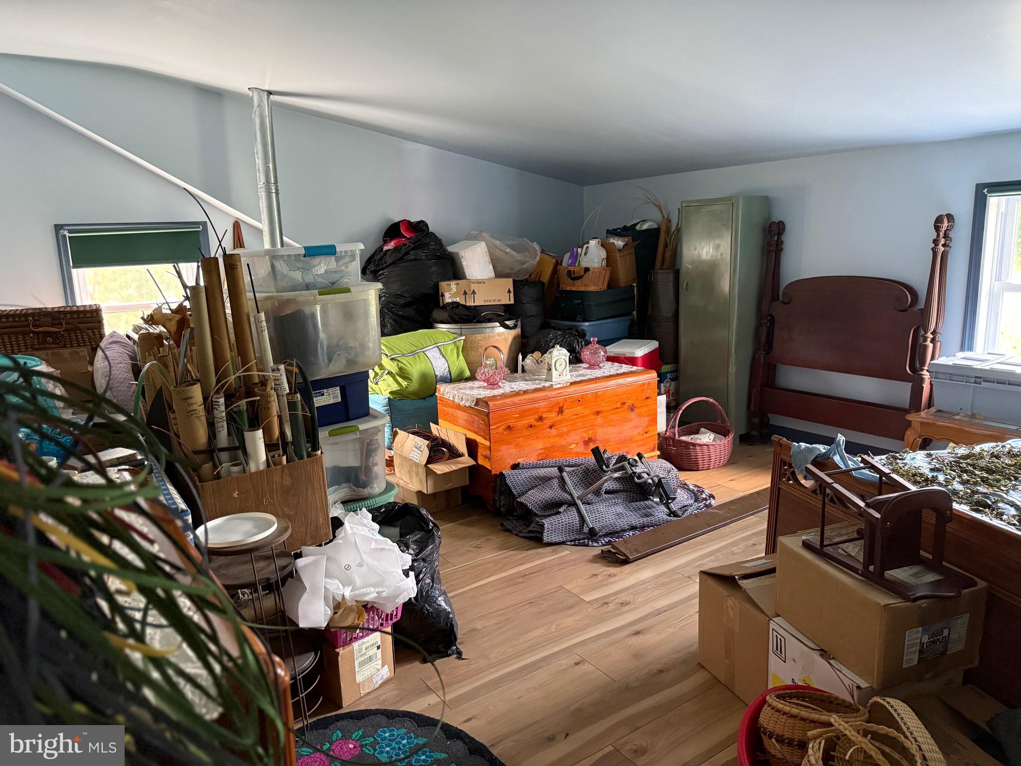 THE POINTS - Residential