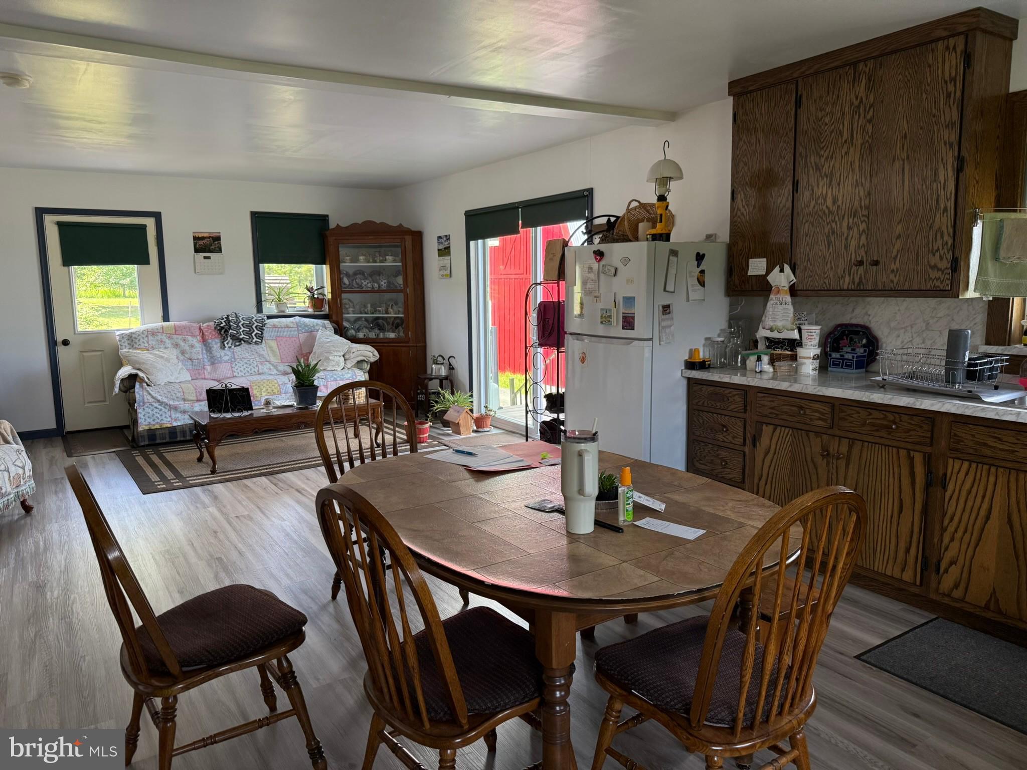 THE POINTS - Residential