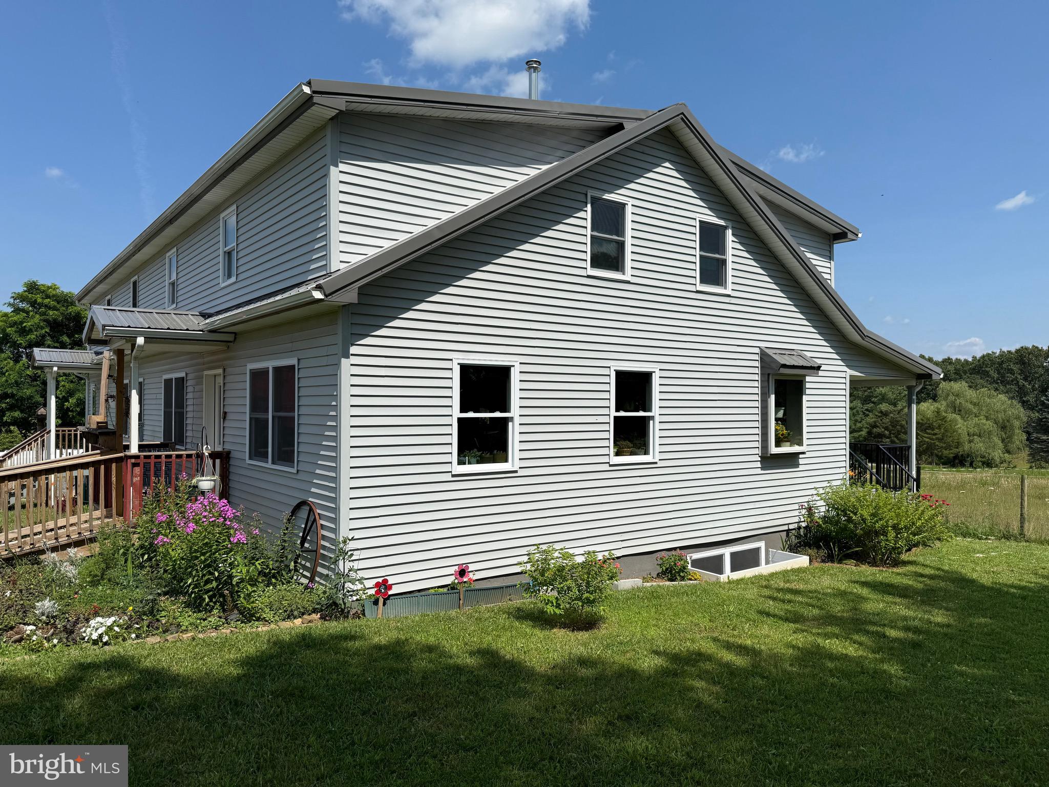 THE POINTS - Residential