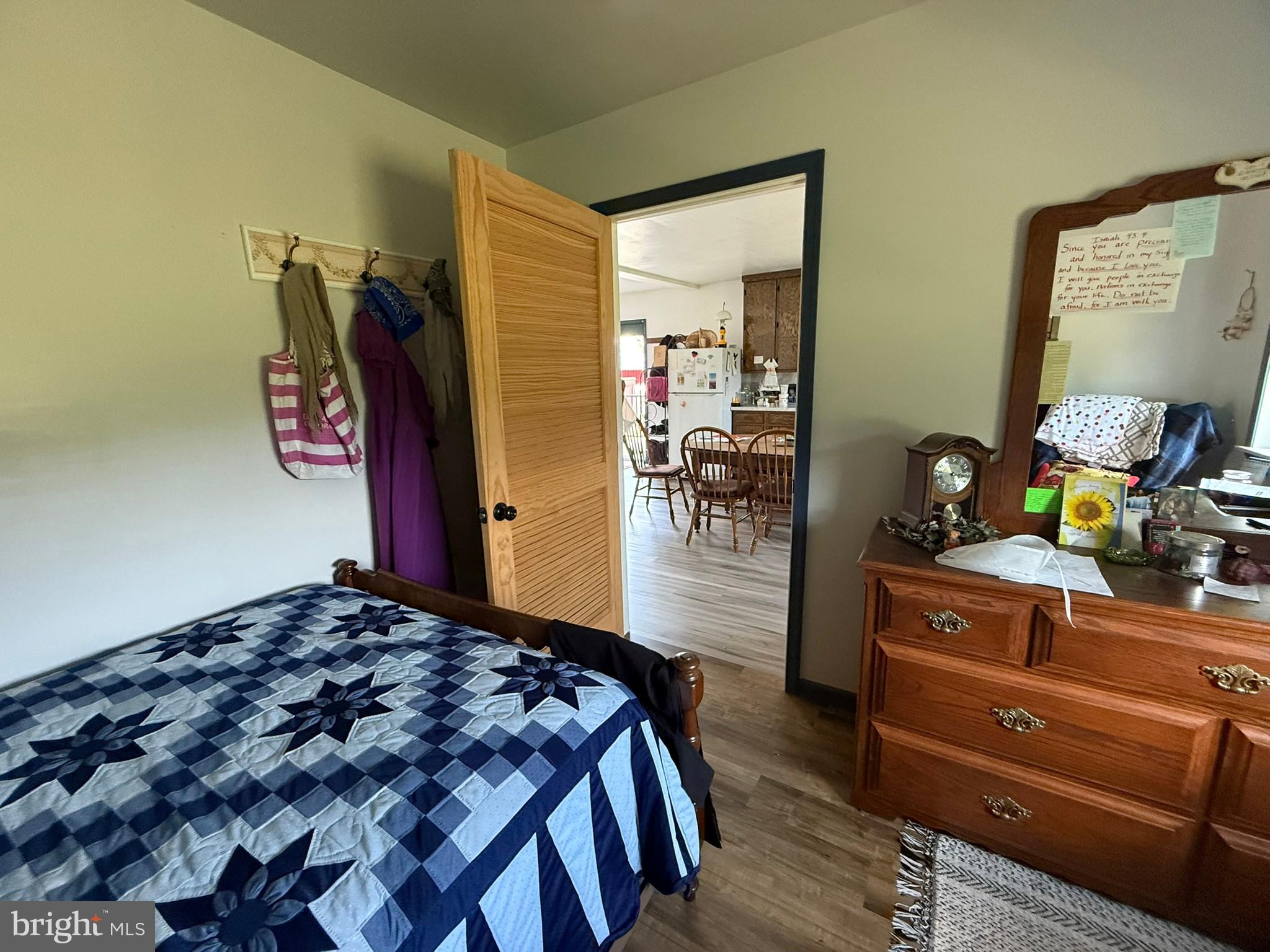 THE POINTS - Residential