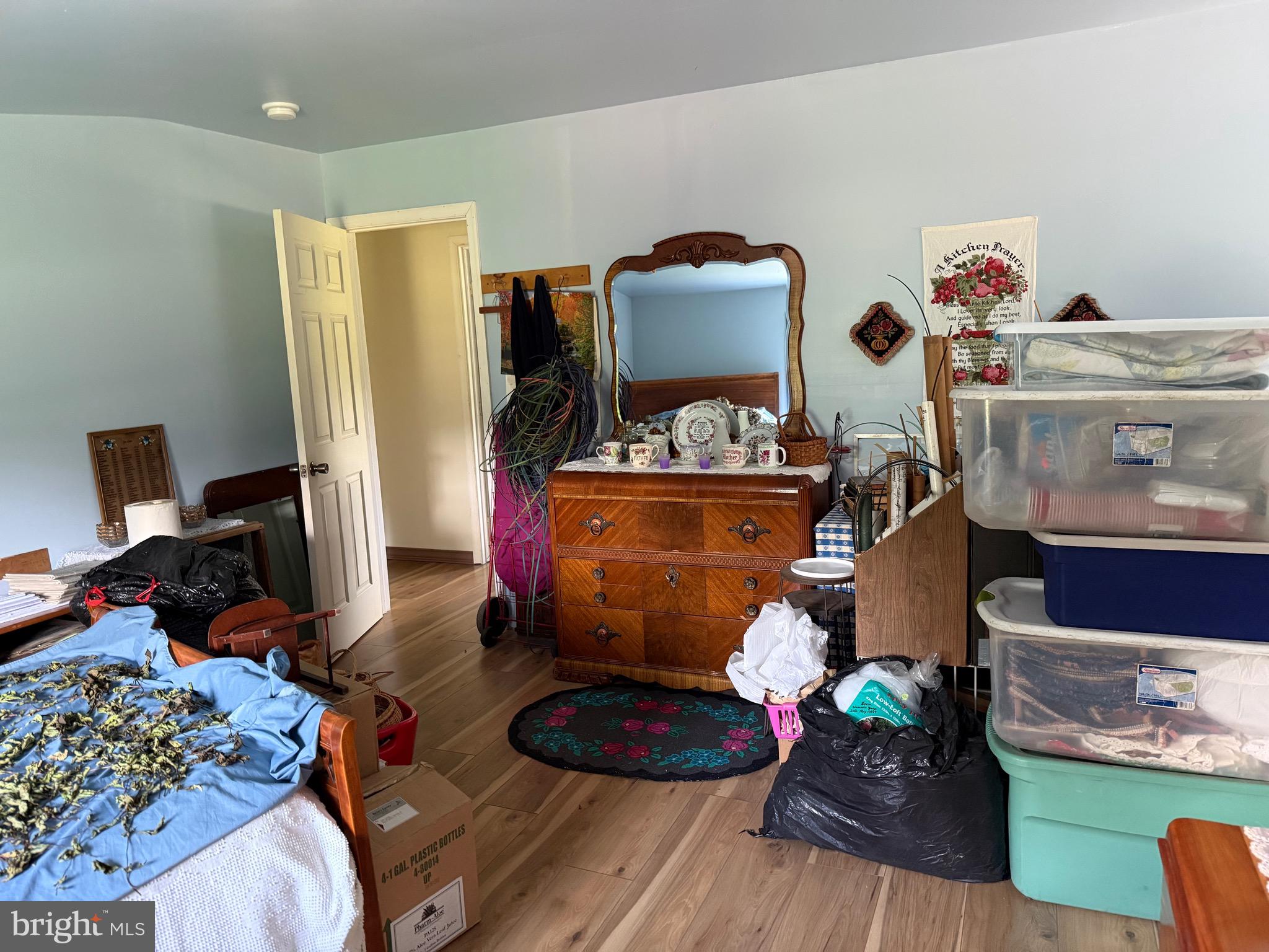 THE POINTS - Residential