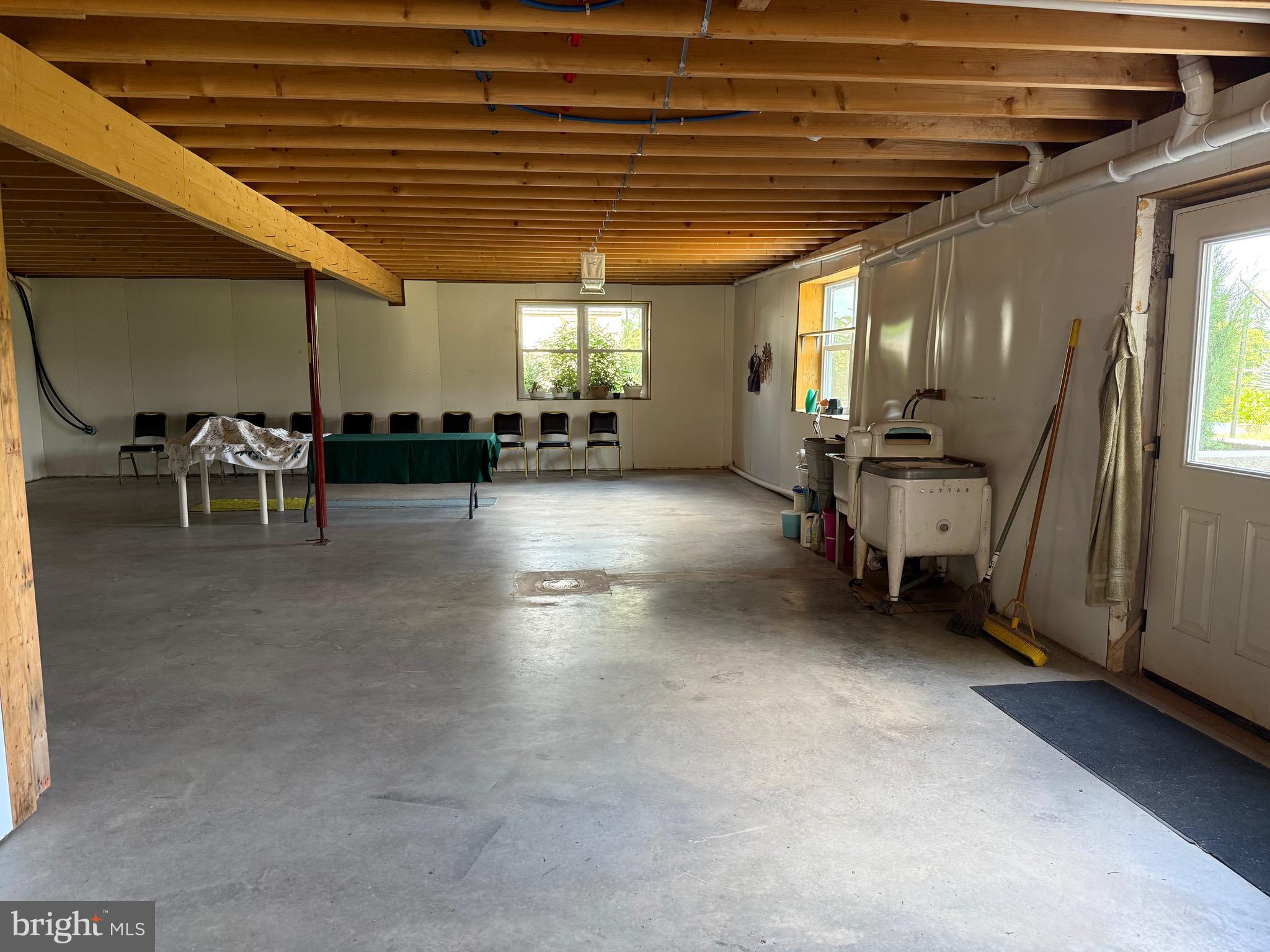 THE POINTS - Residential