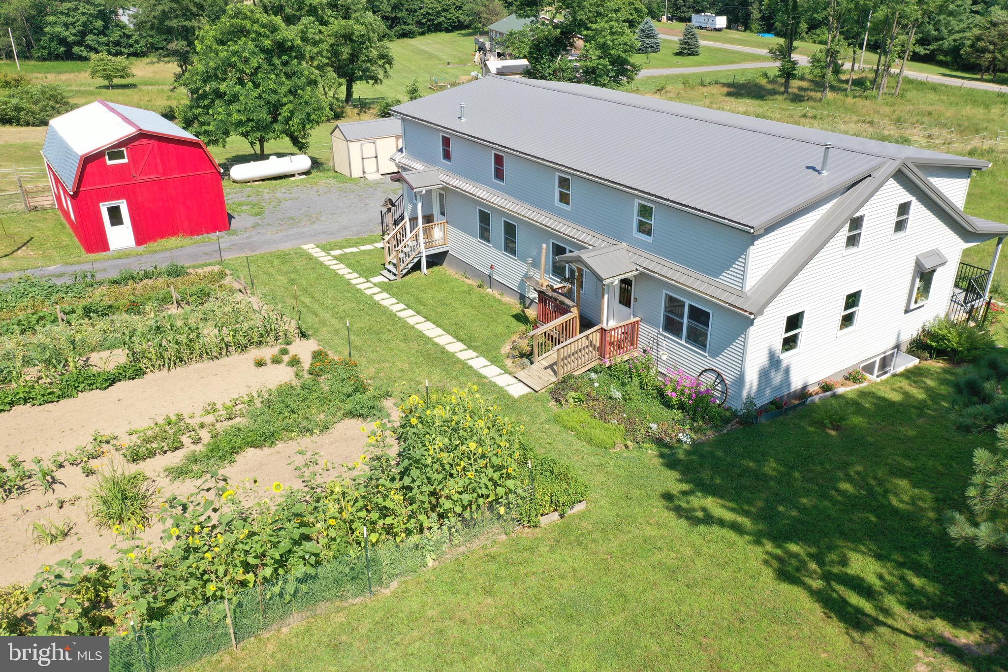 18 SILVER FERN PLACE