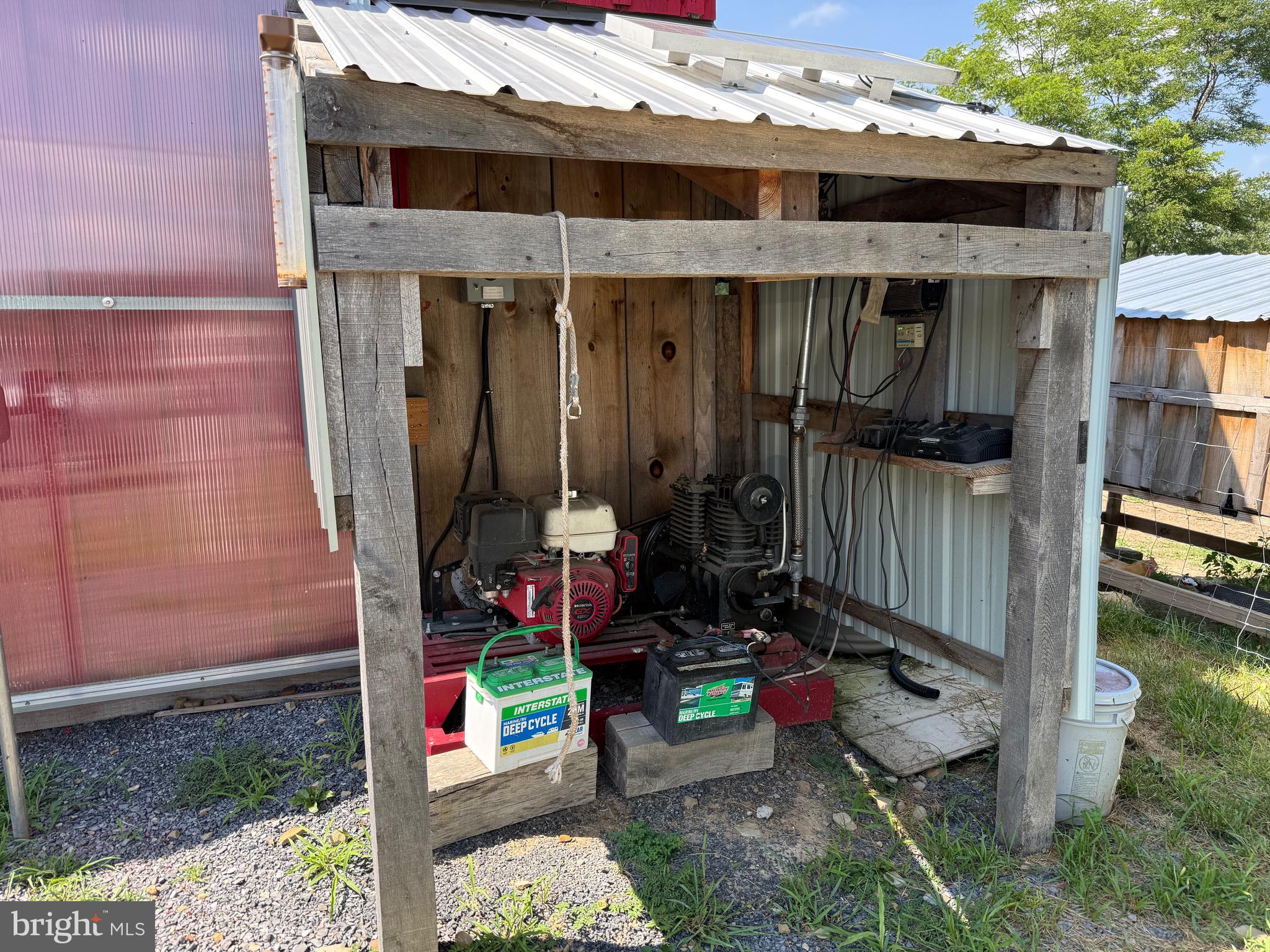 THE POINTS - Residential