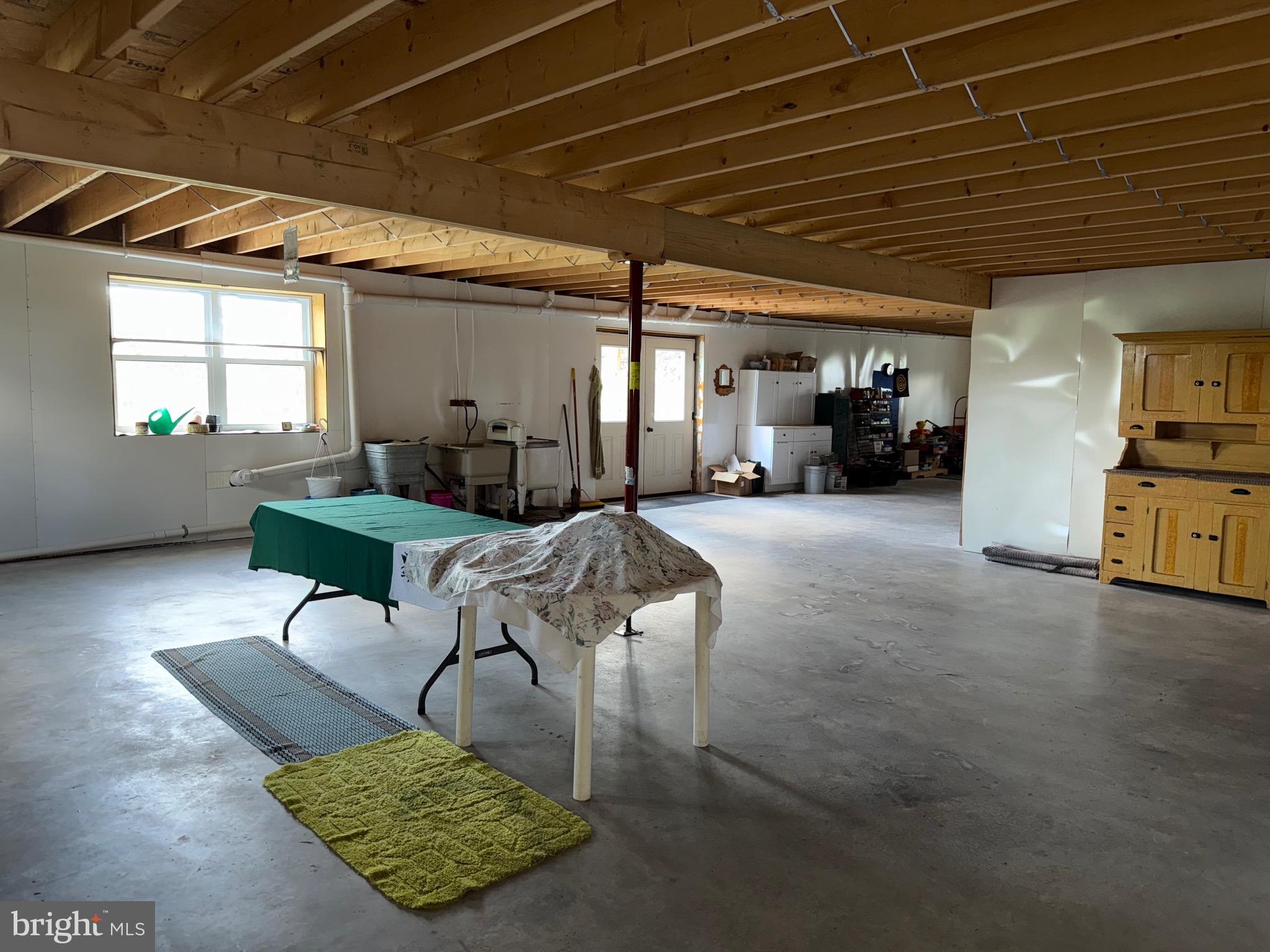 THE POINTS - Residential