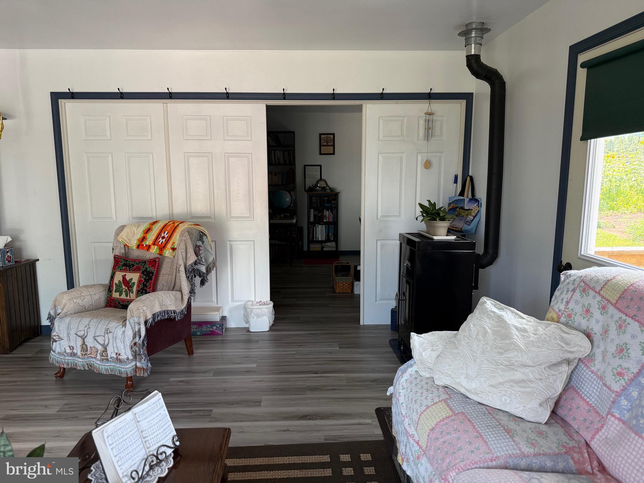 THE POINTS - Residential