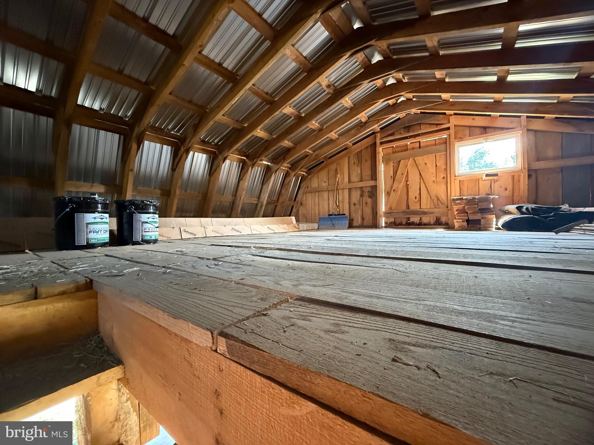 THE POINTS - Residential