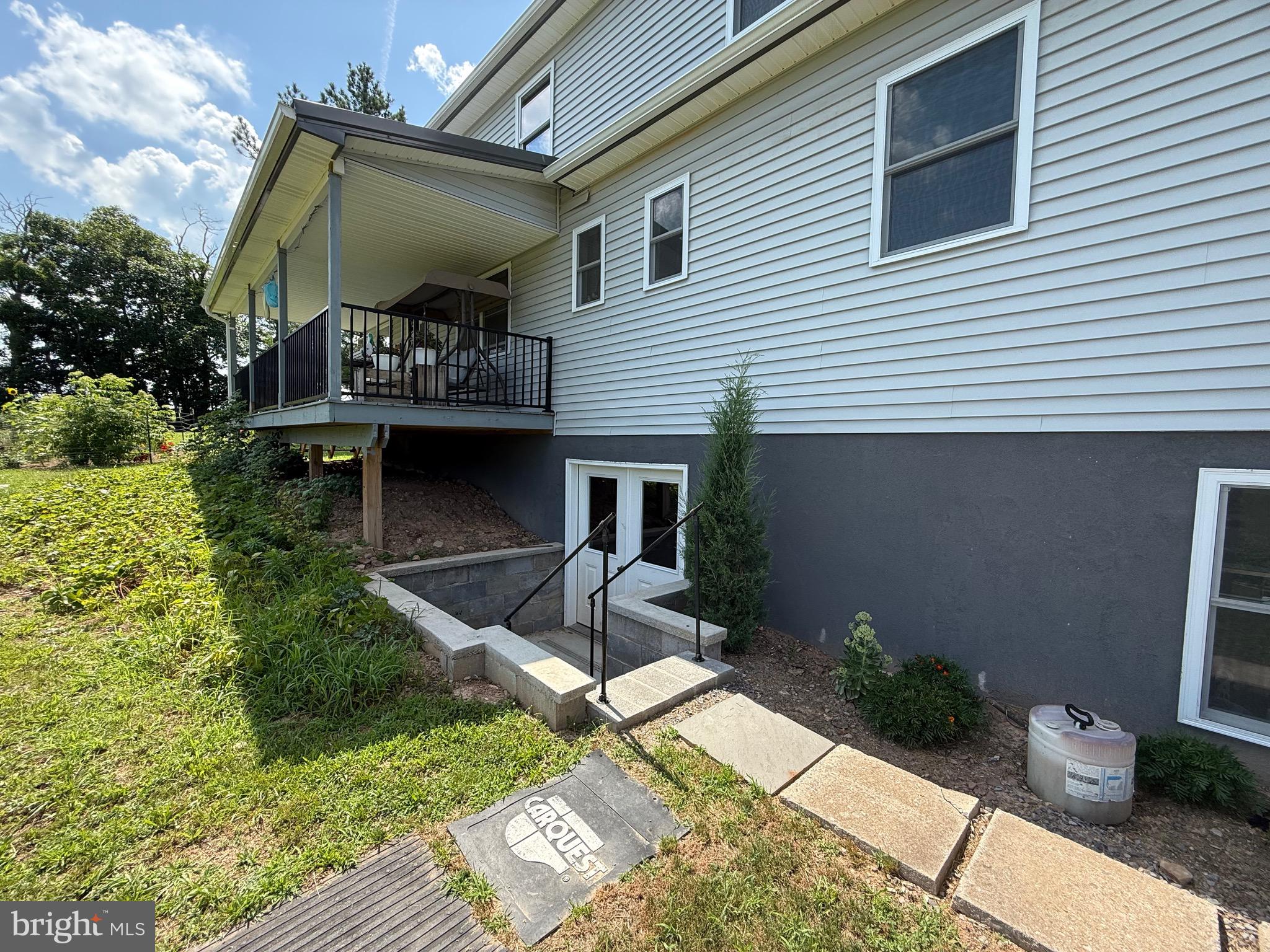 THE POINTS - Residential