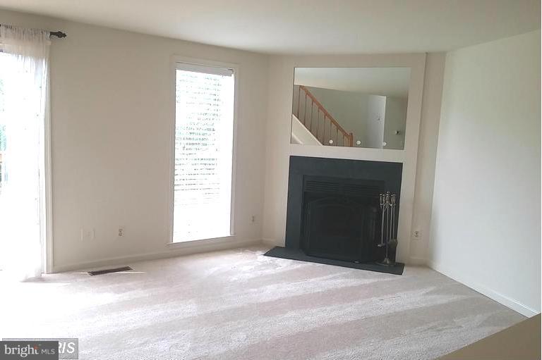 KINGSTOWNE - Residential Lease