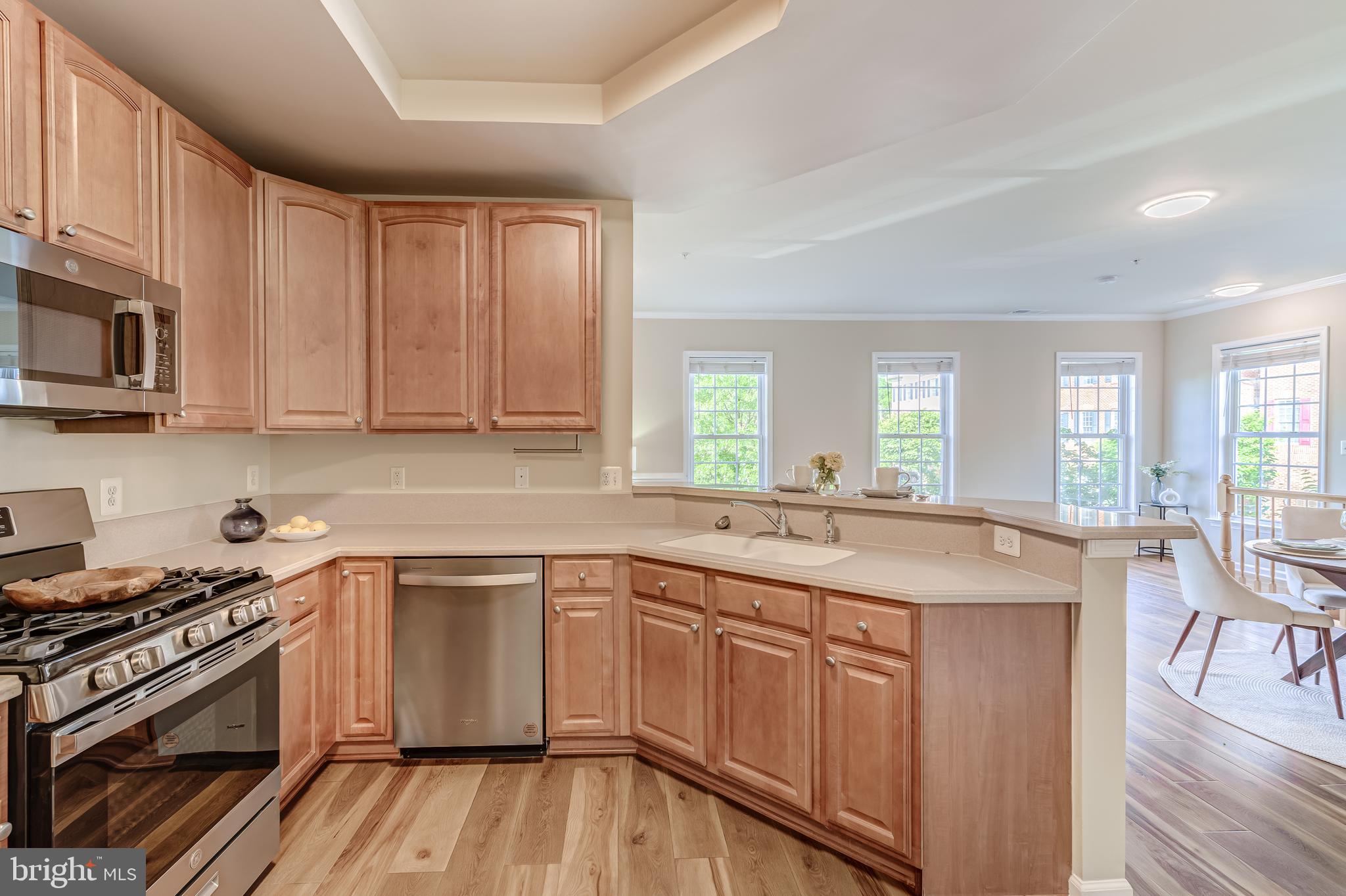 WILLOW OAKS AT FAIR LAKES - Residential