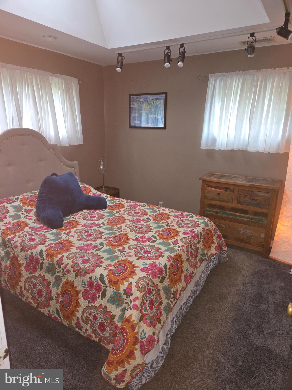 CROSSWICKS - Residential