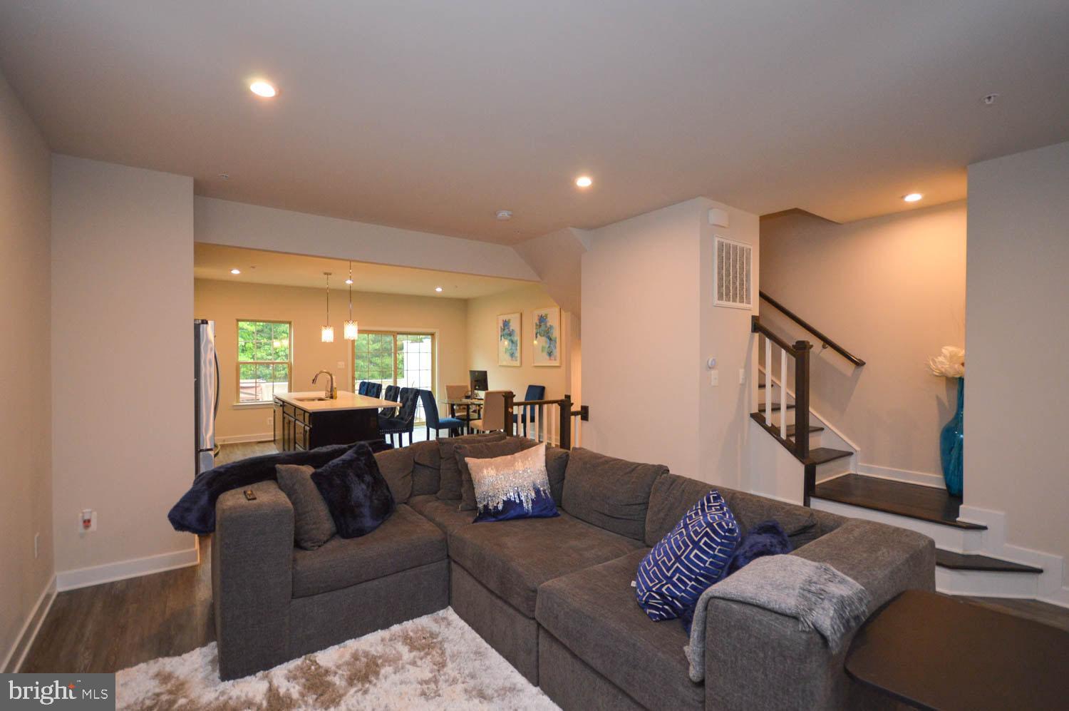 SIGNATURE CLUB - Residential