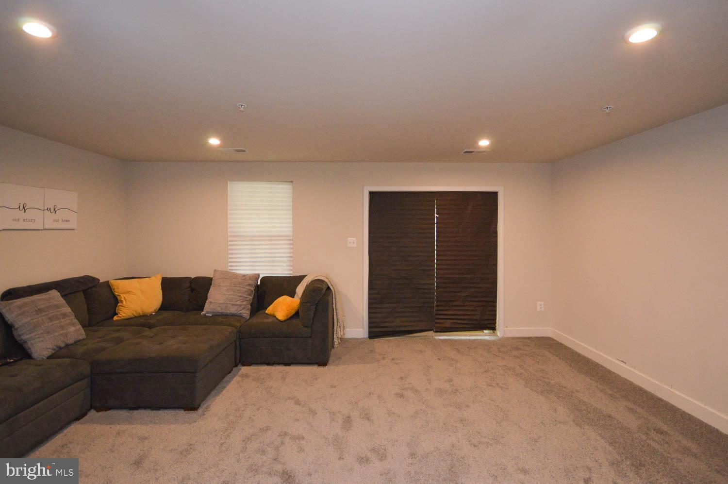 SIGNATURE CLUB - Residential