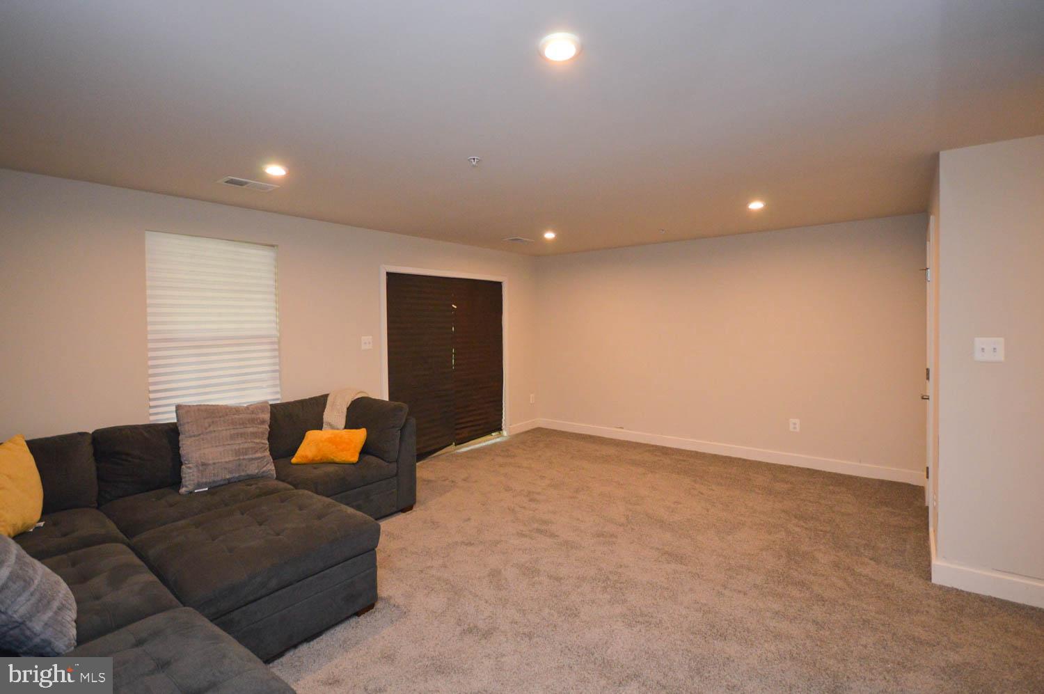 SIGNATURE CLUB - Residential