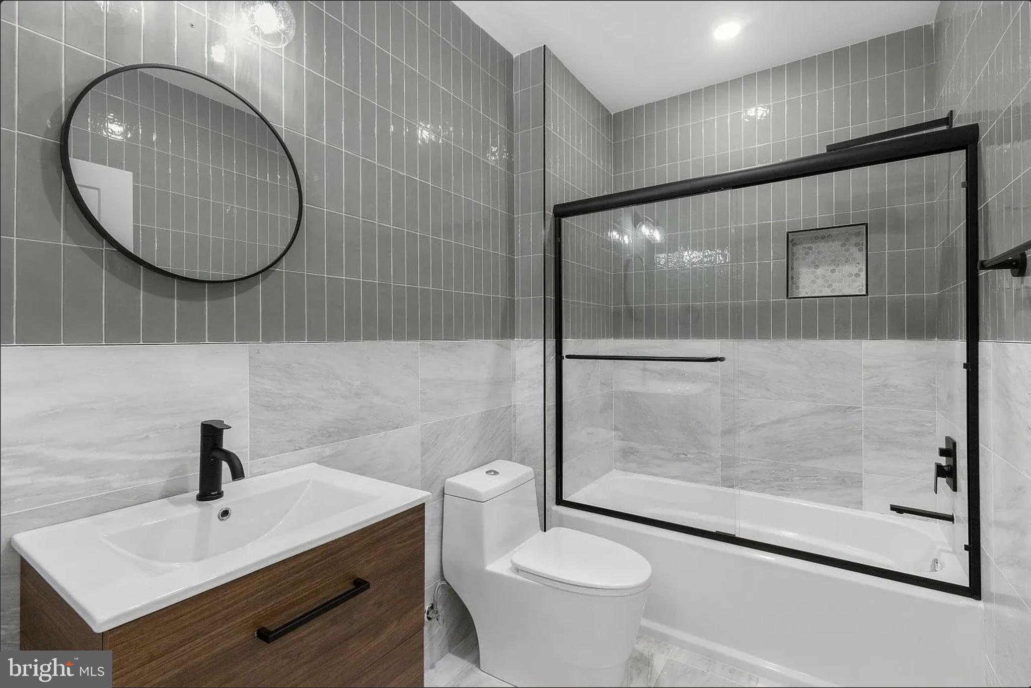 HAWTHORNE - Residential Lease