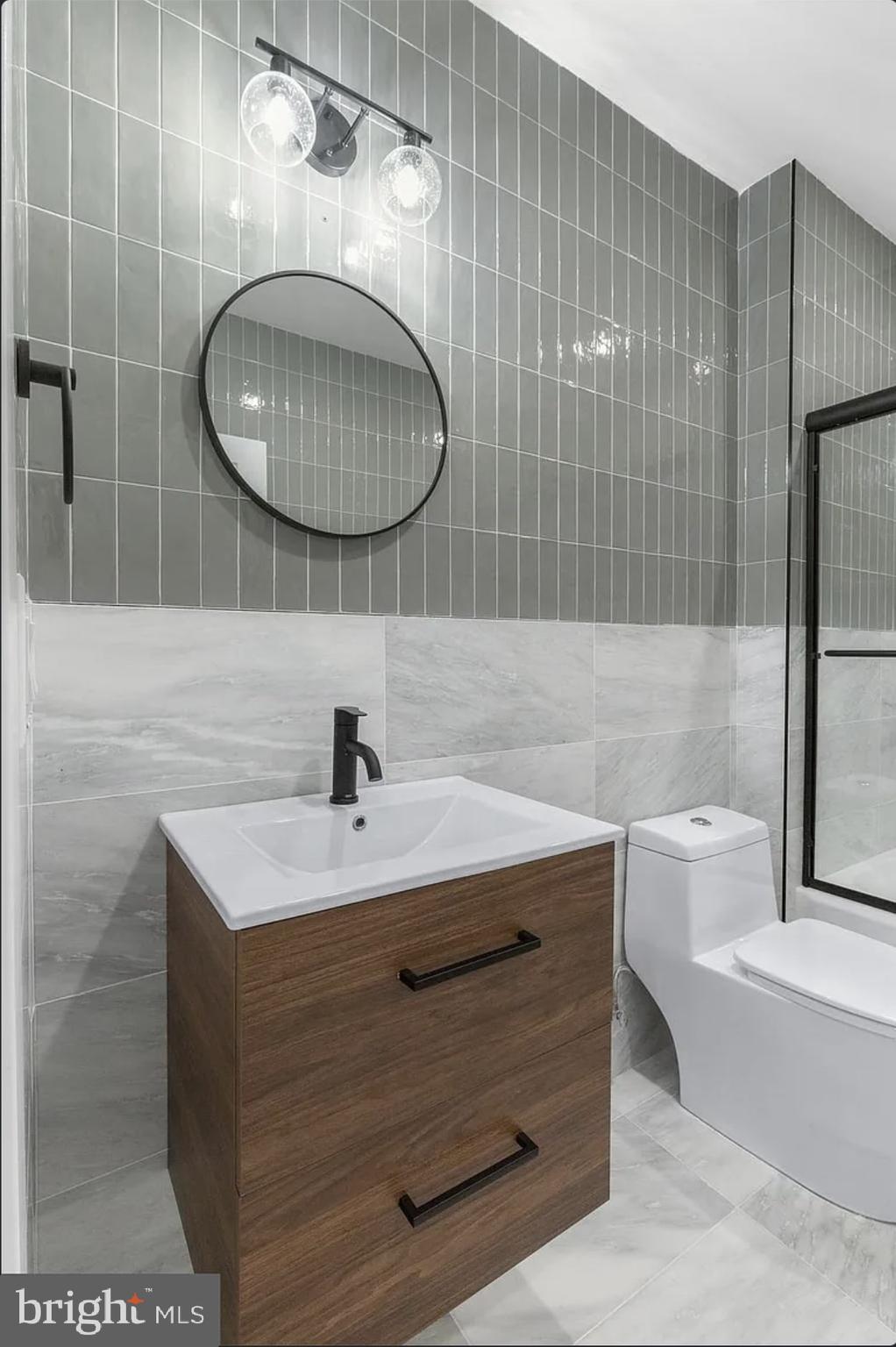 HAWTHORNE - Residential Lease