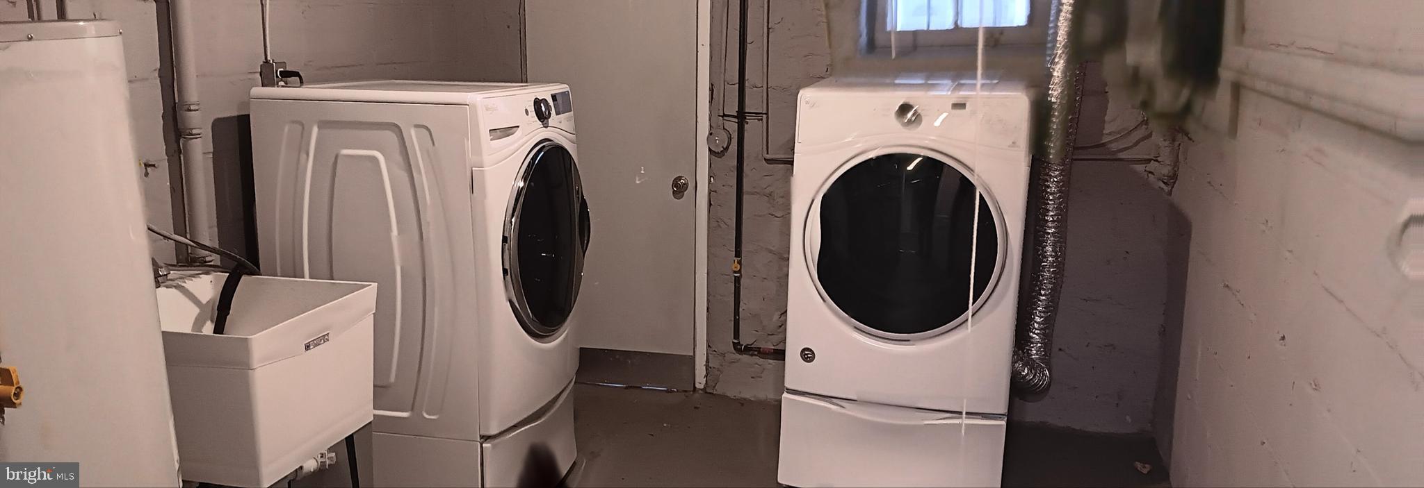 CARROLL-SOUTH HILTON - Residential