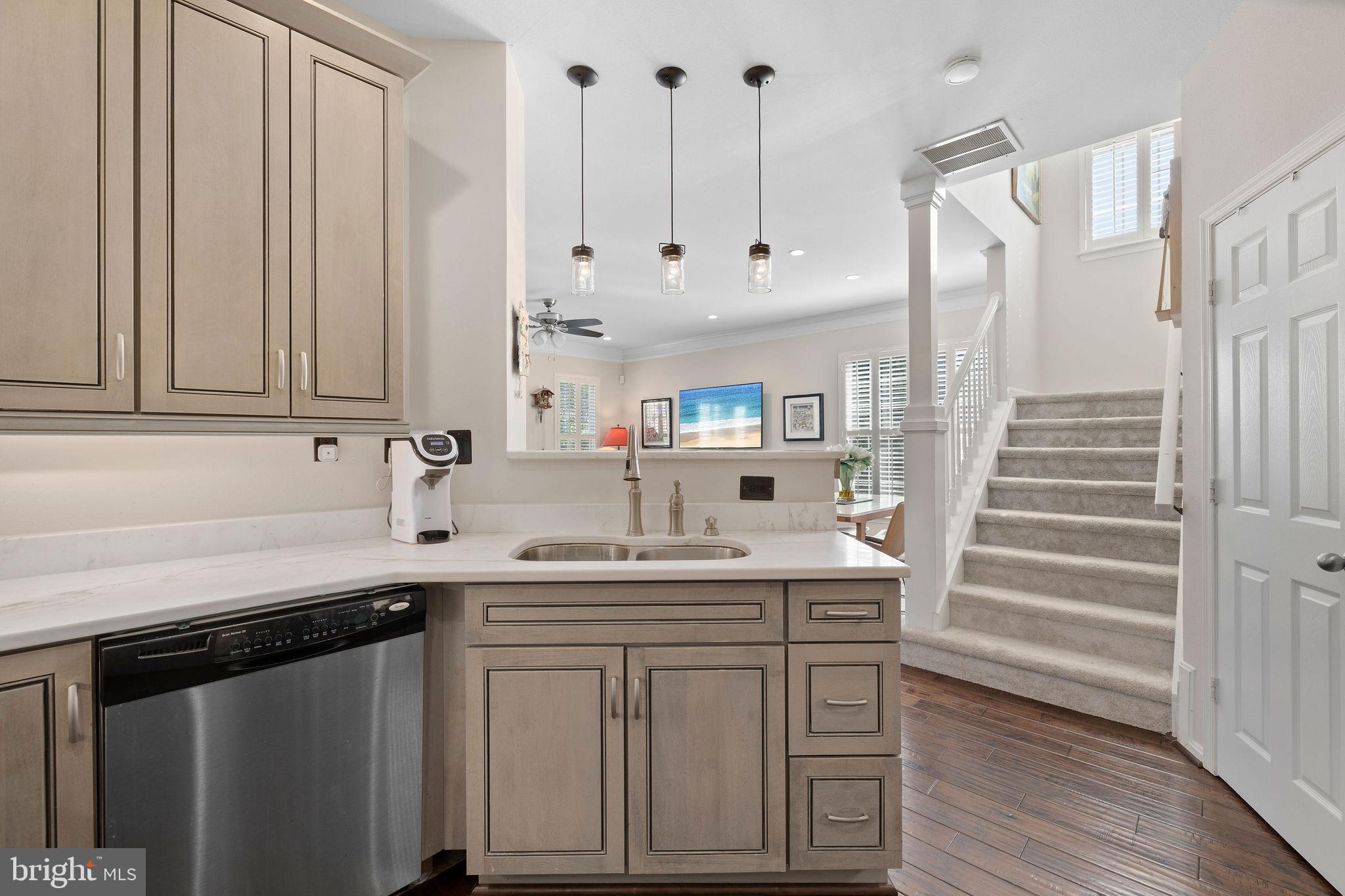 HIGH POINT AT JEFFERSON PARK - Residential