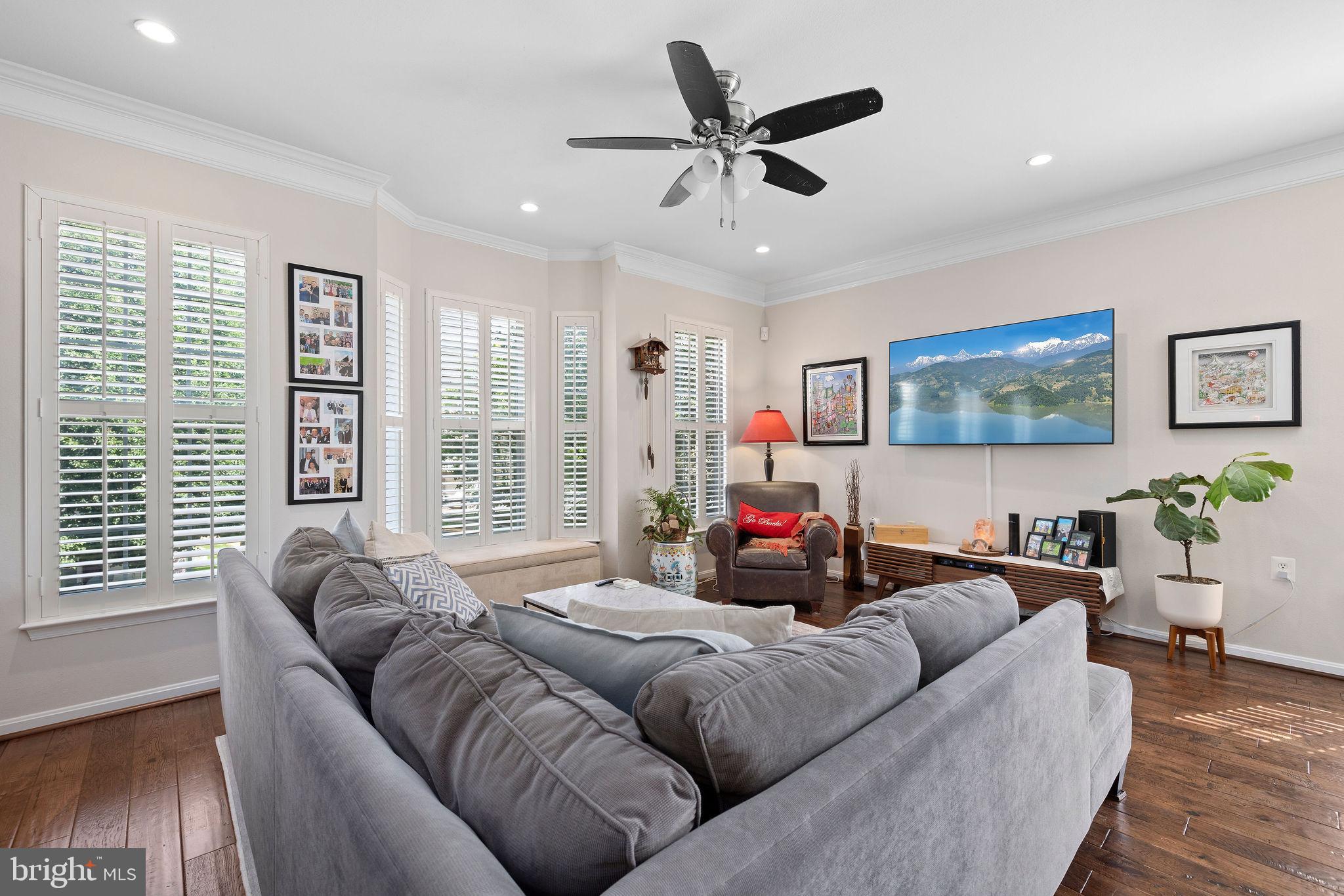 HIGH POINT AT JEFFERSON PARK - Residential