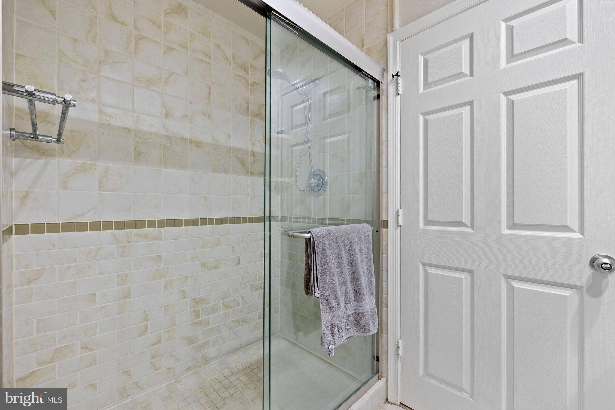 HIGH POINT AT JEFFERSON PARK - Residential