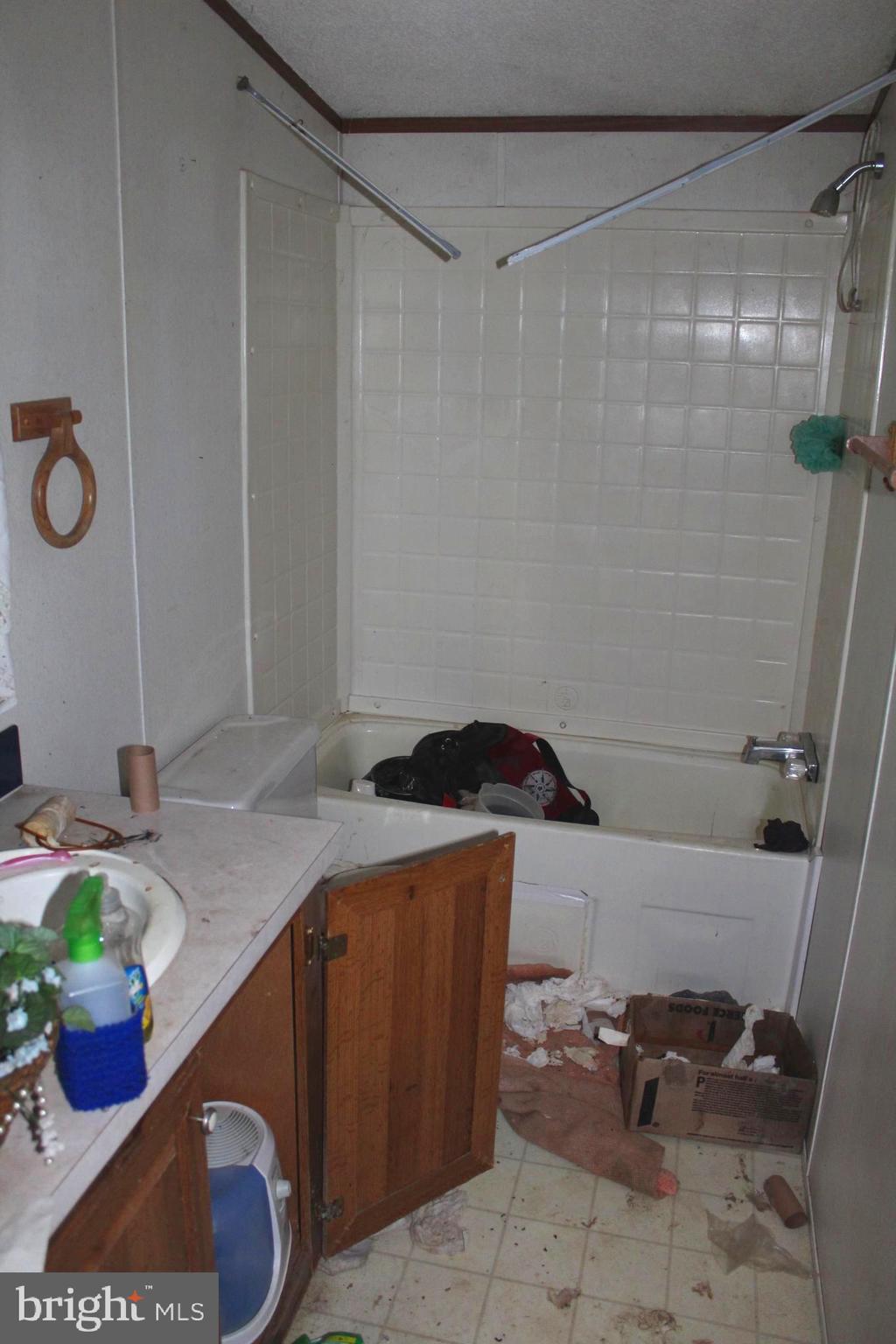 NONE-UNRESTRICTED - Residential