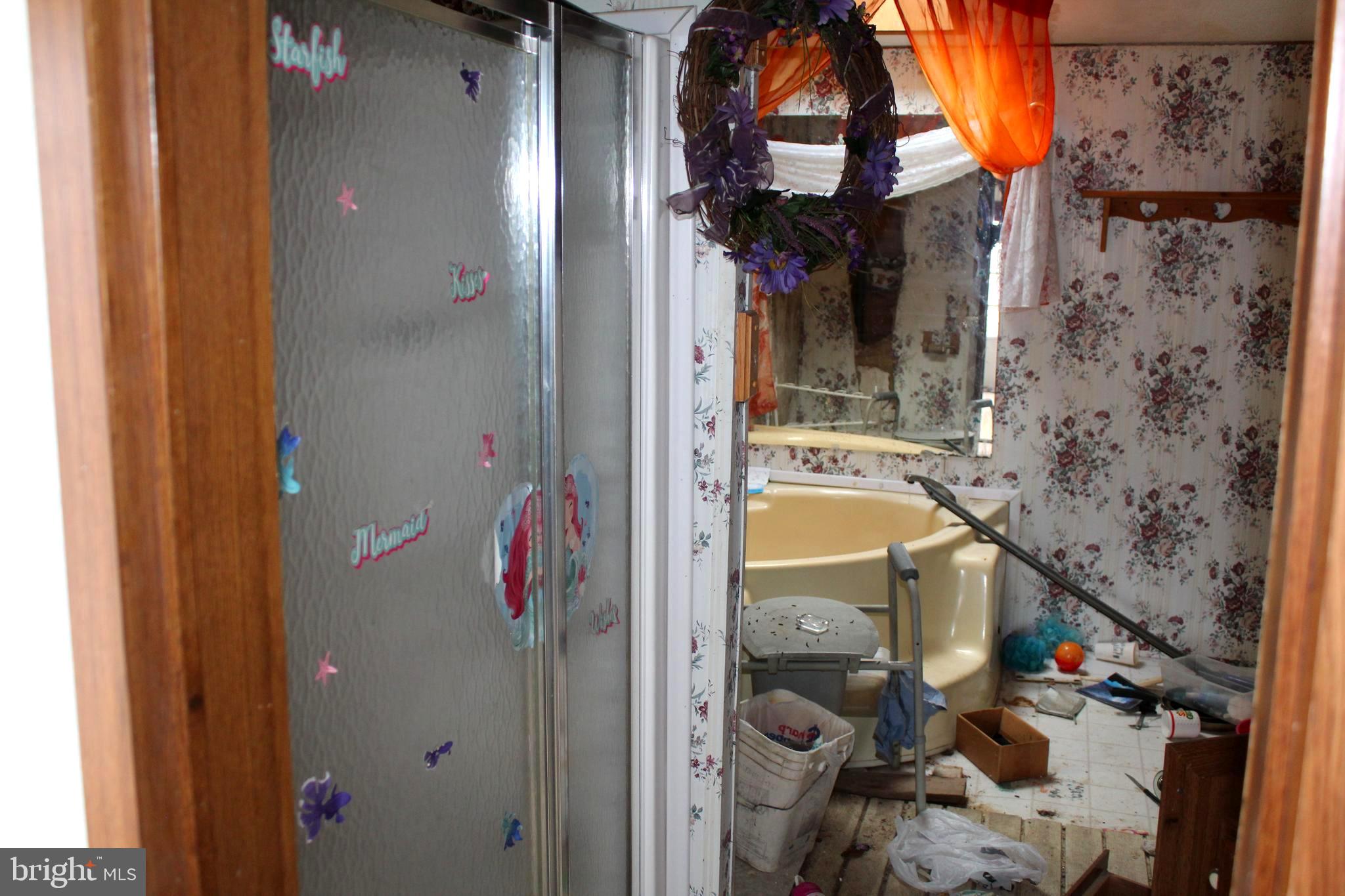 NONE-UNRESTRICTED - Residential