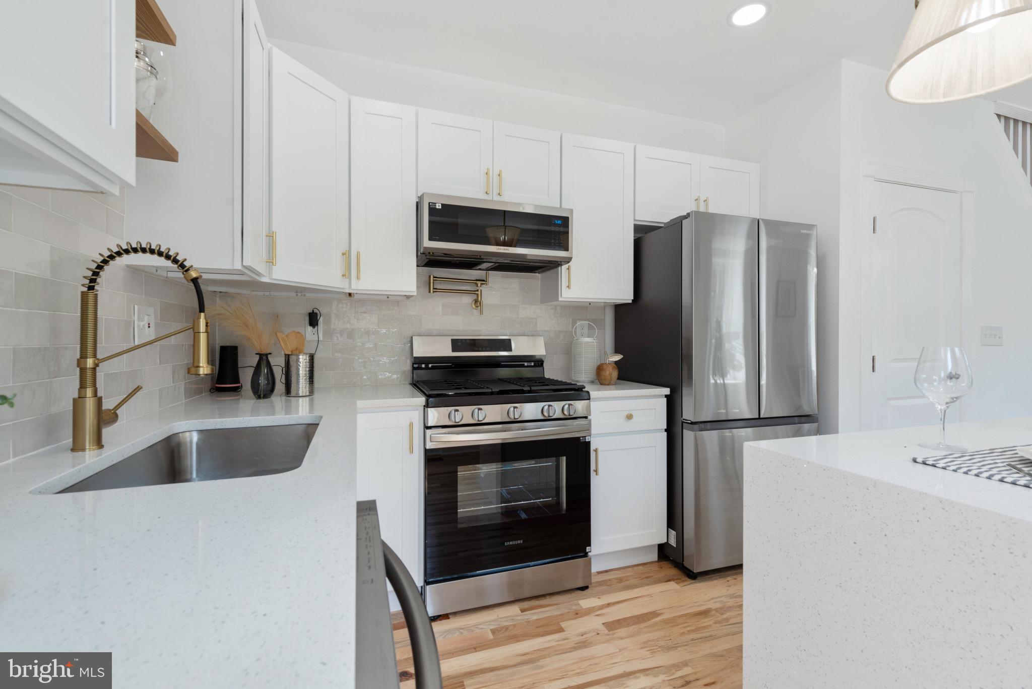 BREWERS HILL HISTORIC DISTRICT - Residential Lease