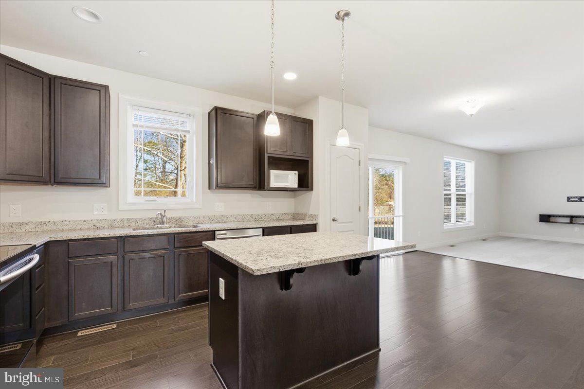 CLARKS CROSSING - Residential