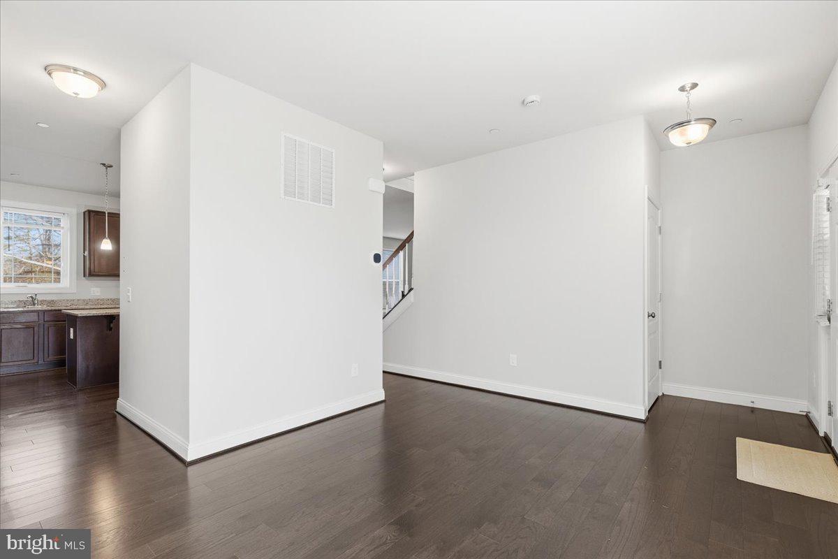 CLARKS CROSSING - Residential