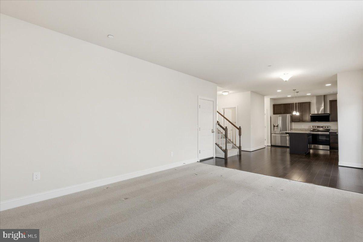 CLARKS CROSSING - Residential