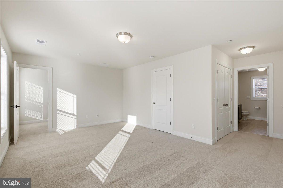 CLARKS CROSSING - Residential