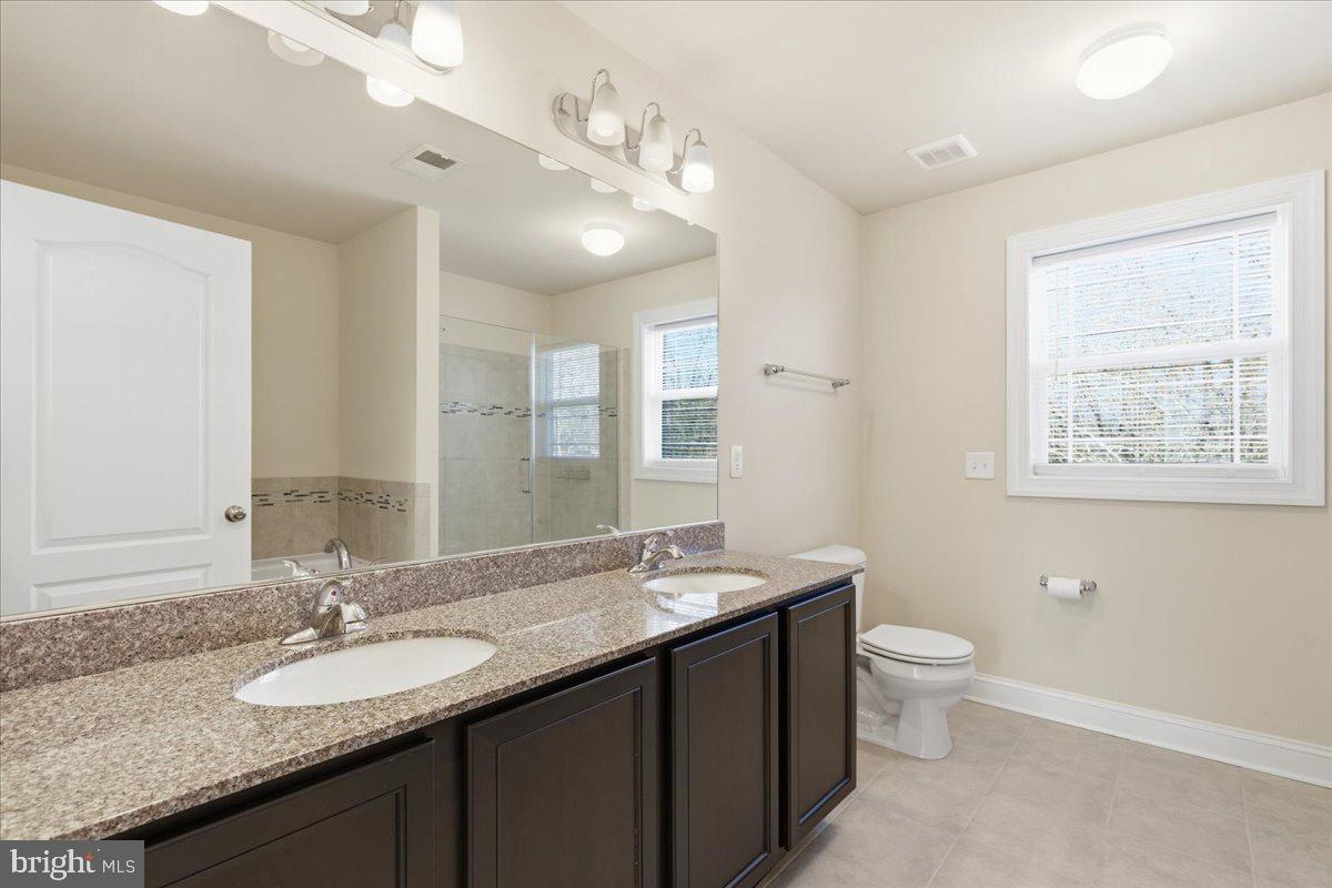 CLARKS CROSSING - Residential