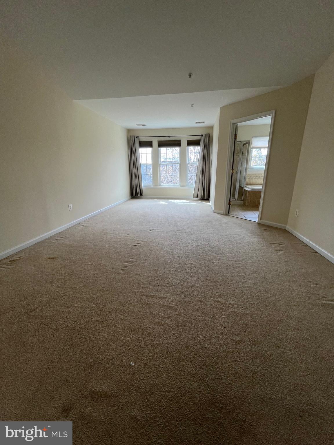 MAGRUDERS OVERLOOK - Residential