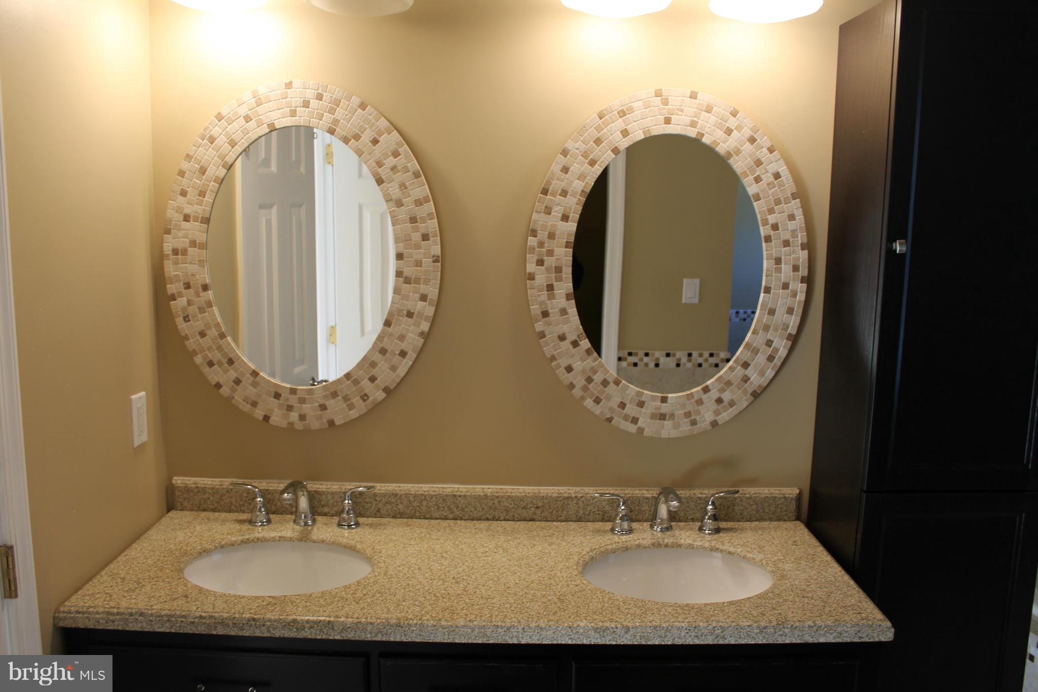 CASCADES - Residential Lease