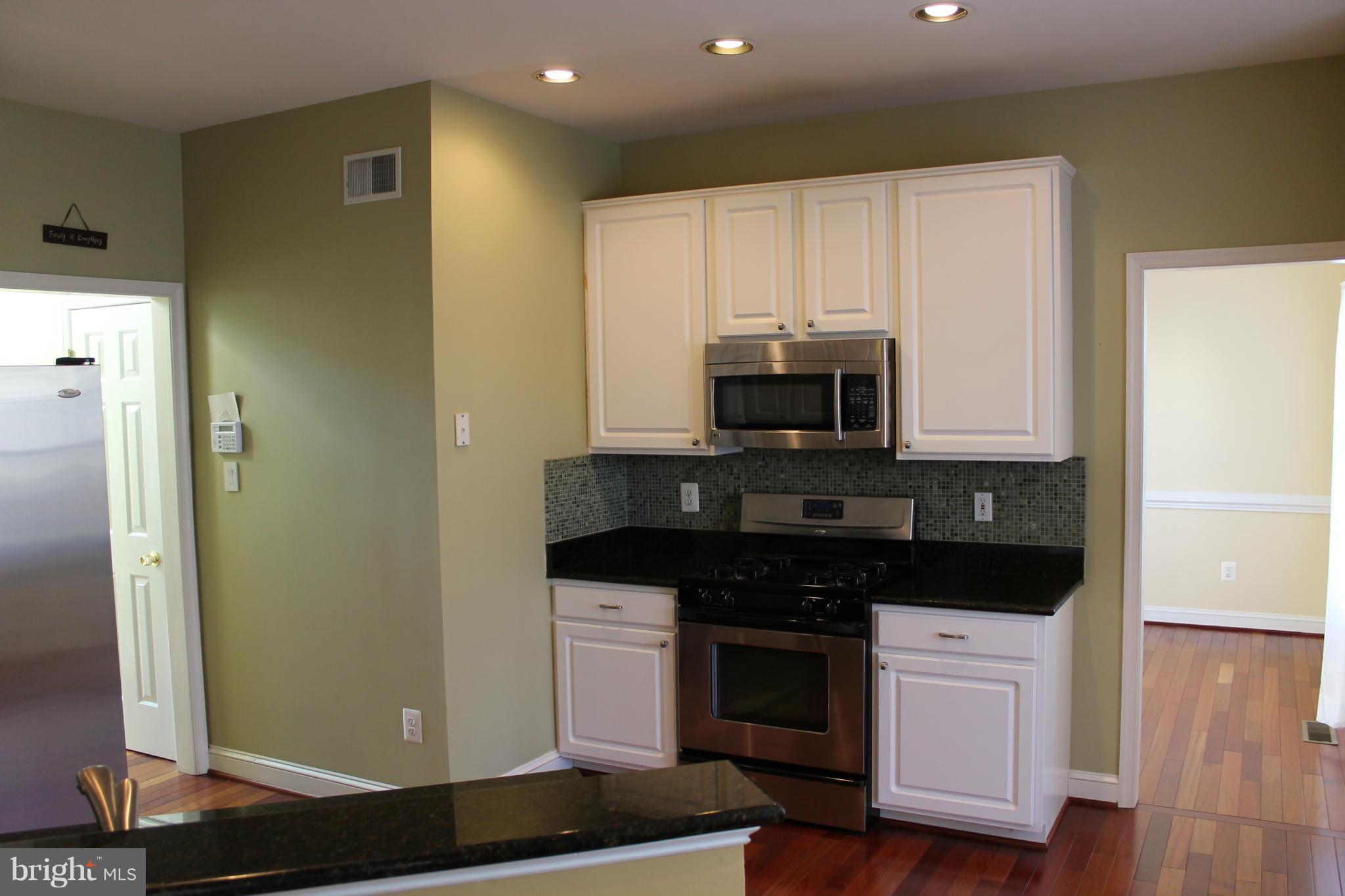 CASCADES - Residential Lease