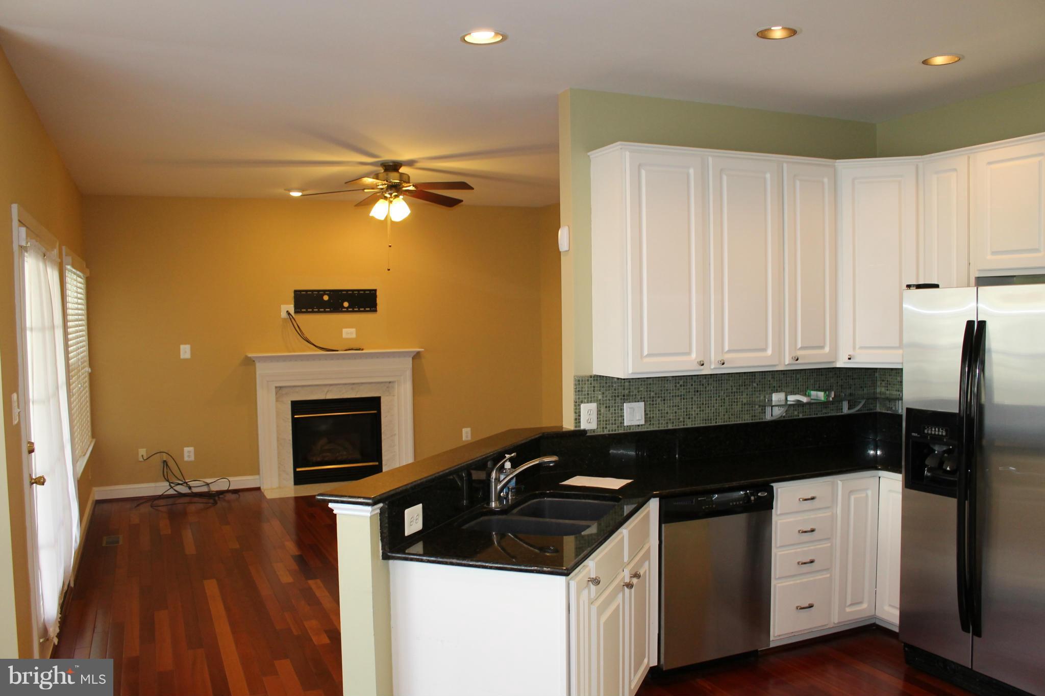 CASCADES - Residential Lease