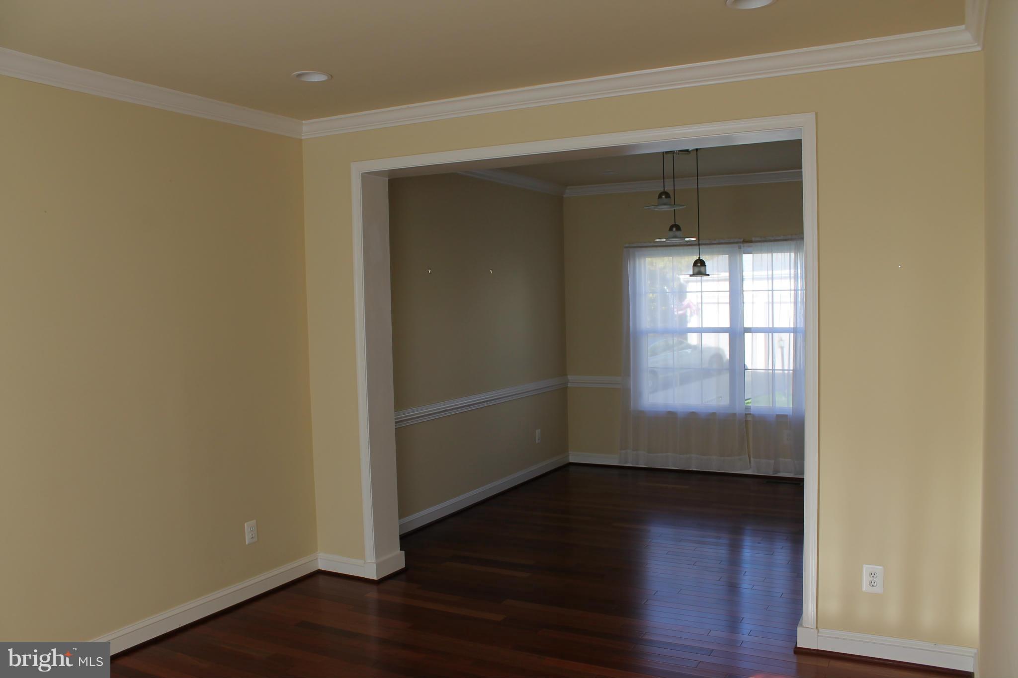 CASCADES - Residential Lease