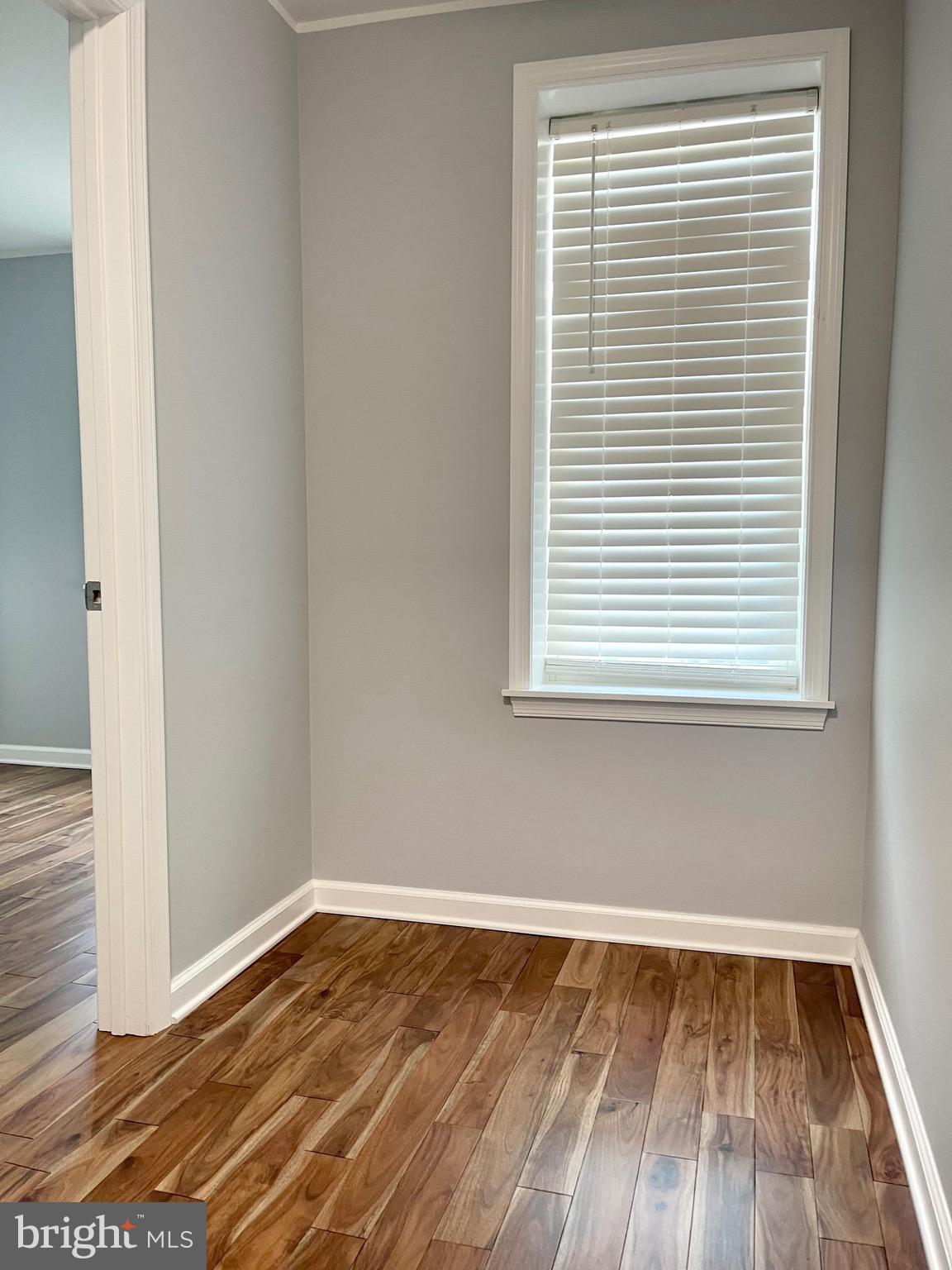 PORT RICHMOND - Residential Lease